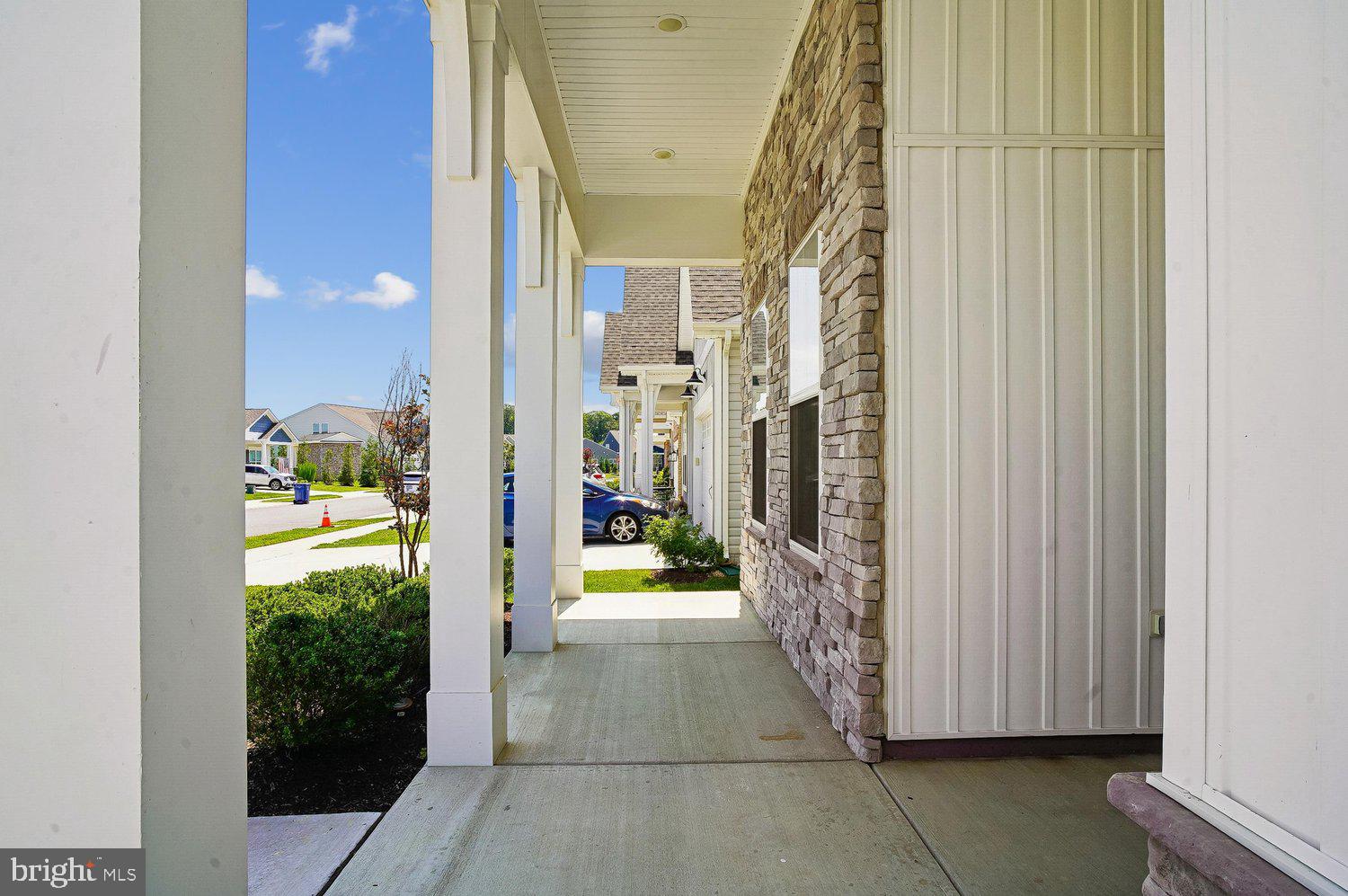 FOUR SEASONS AT KENT ISLAND - Residential
