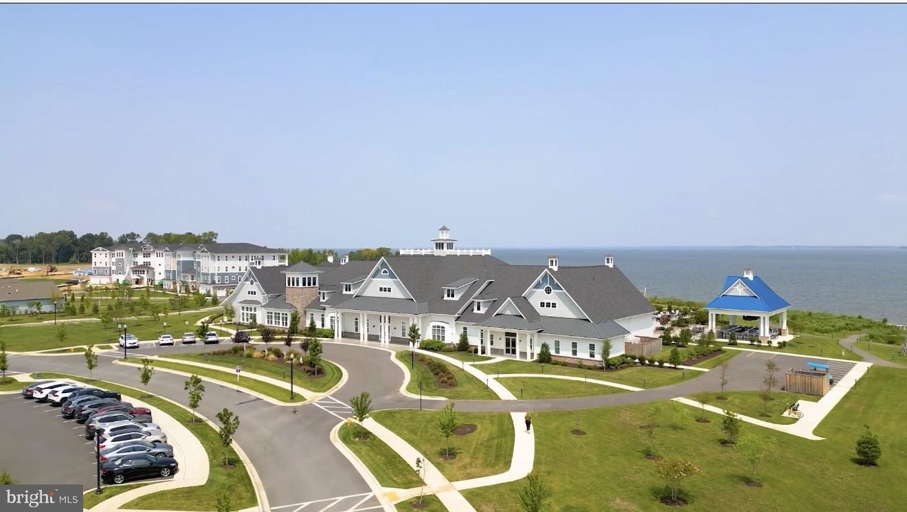 FOUR SEASONS AT KENT ISLAND - Residential