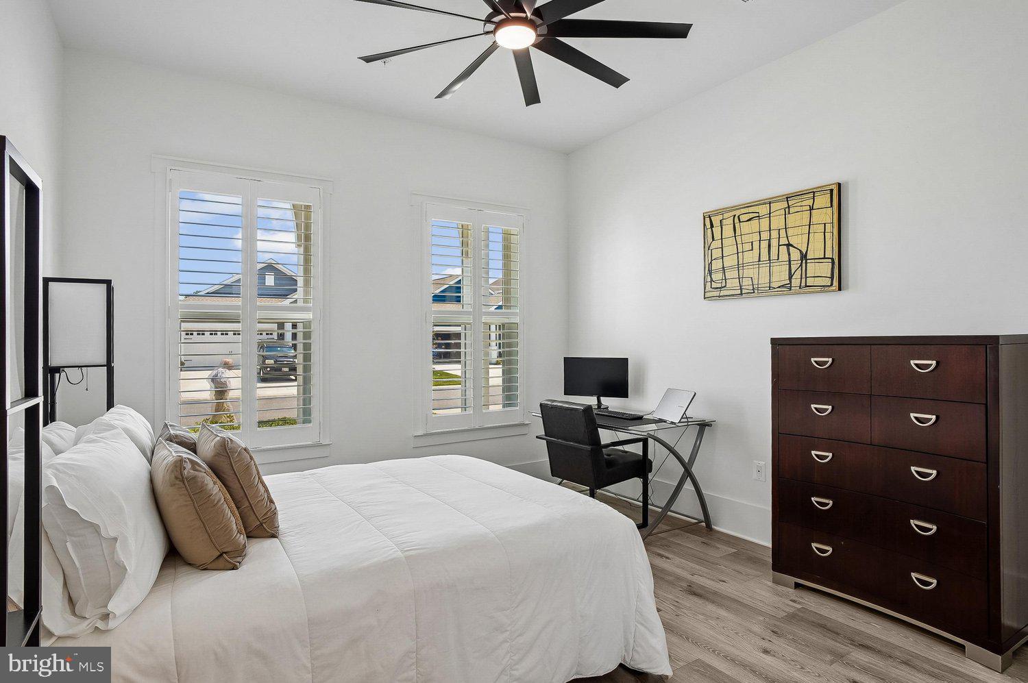 FOUR SEASONS AT KENT ISLAND - Residential
