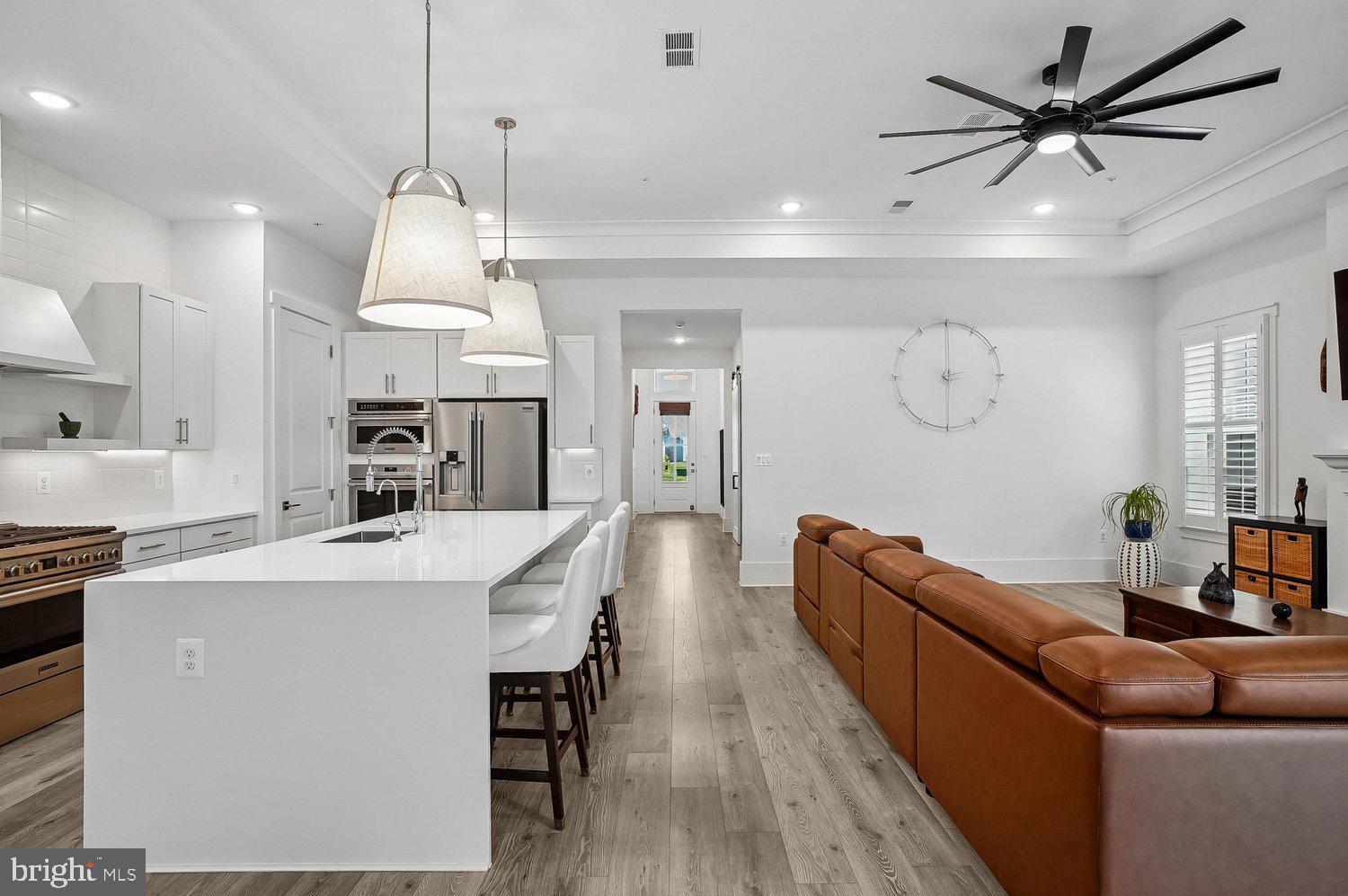 FOUR SEASONS AT KENT ISLAND - Residential