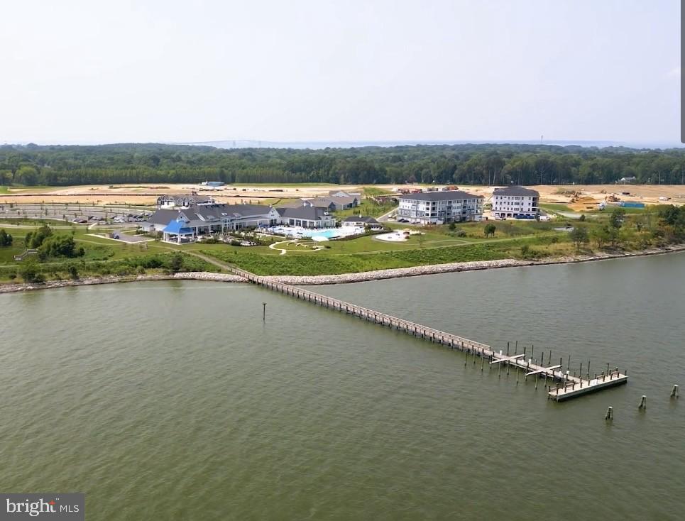 FOUR SEASONS AT KENT ISLAND - Residential
