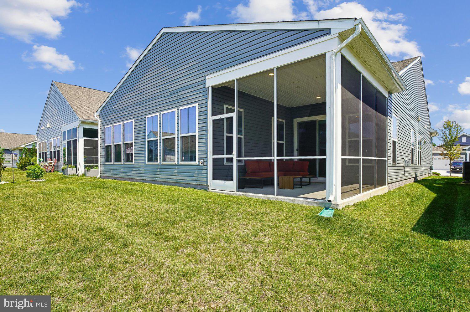 FOUR SEASONS AT KENT ISLAND - Residential
