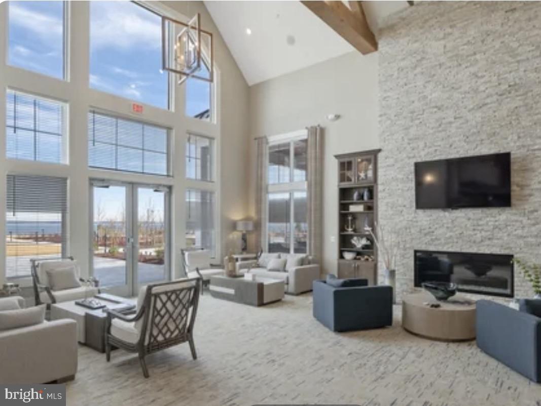 FOUR SEASONS AT KENT ISLAND - Residential