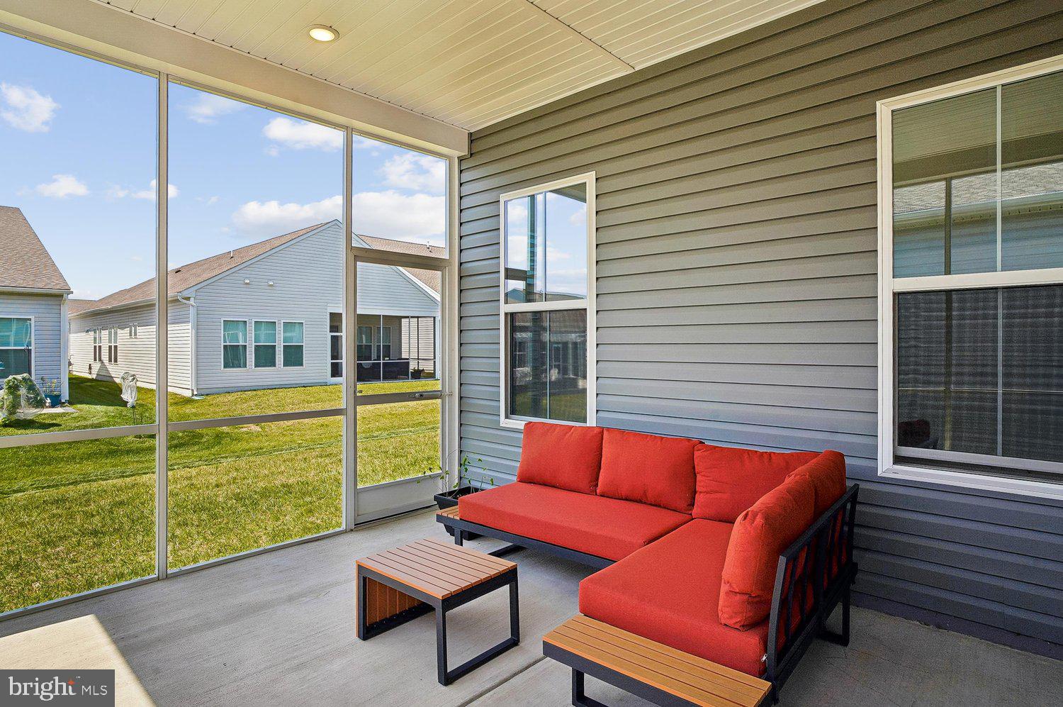 FOUR SEASONS AT KENT ISLAND - Residential