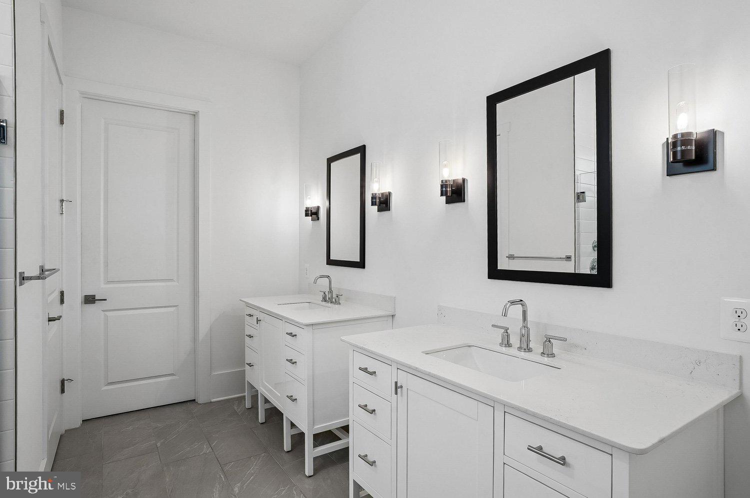 FOUR SEASONS AT KENT ISLAND - Residential