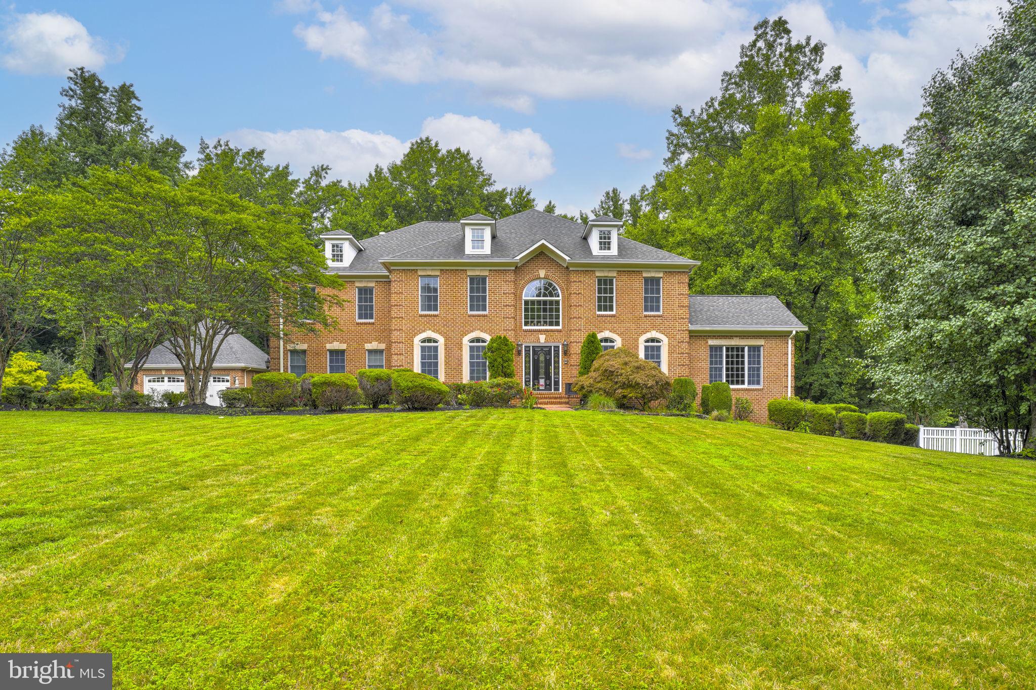 SOUTH RIVER COLONY - Residential
