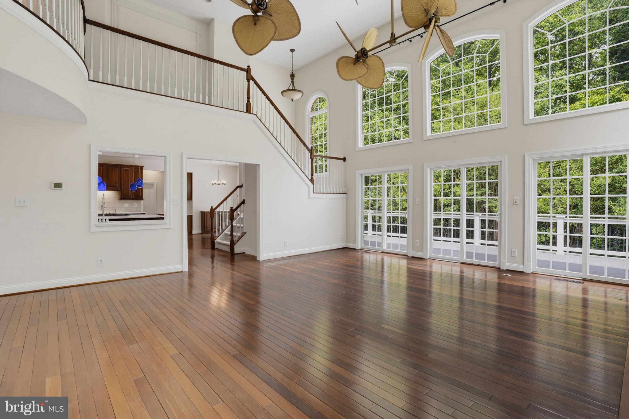 SOUTH RIVER COLONY - Residential