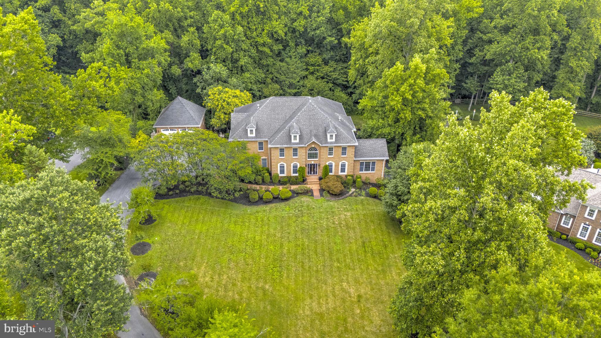 SOUTH RIVER COLONY - Residential