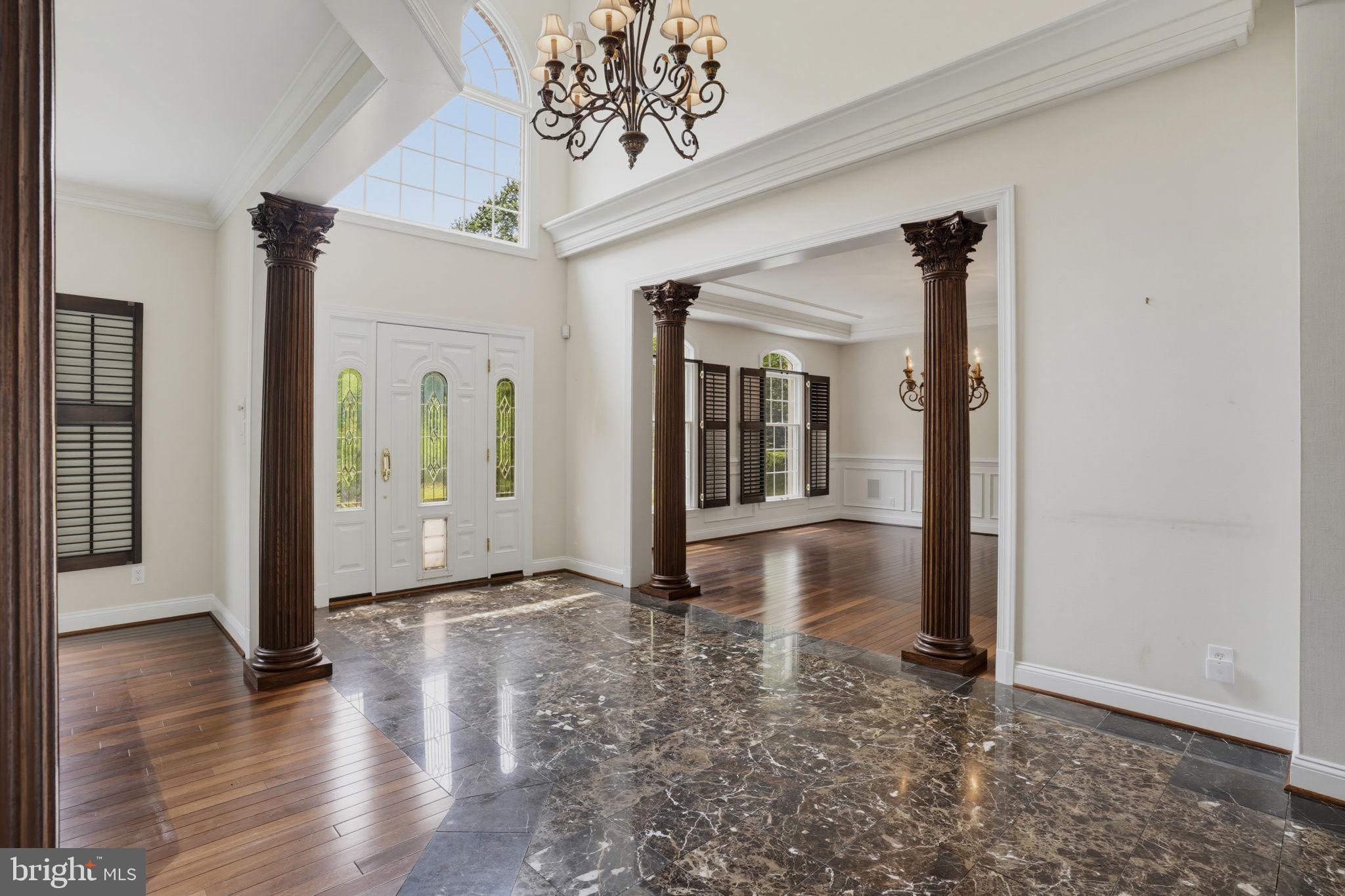 SOUTH RIVER COLONY - Residential