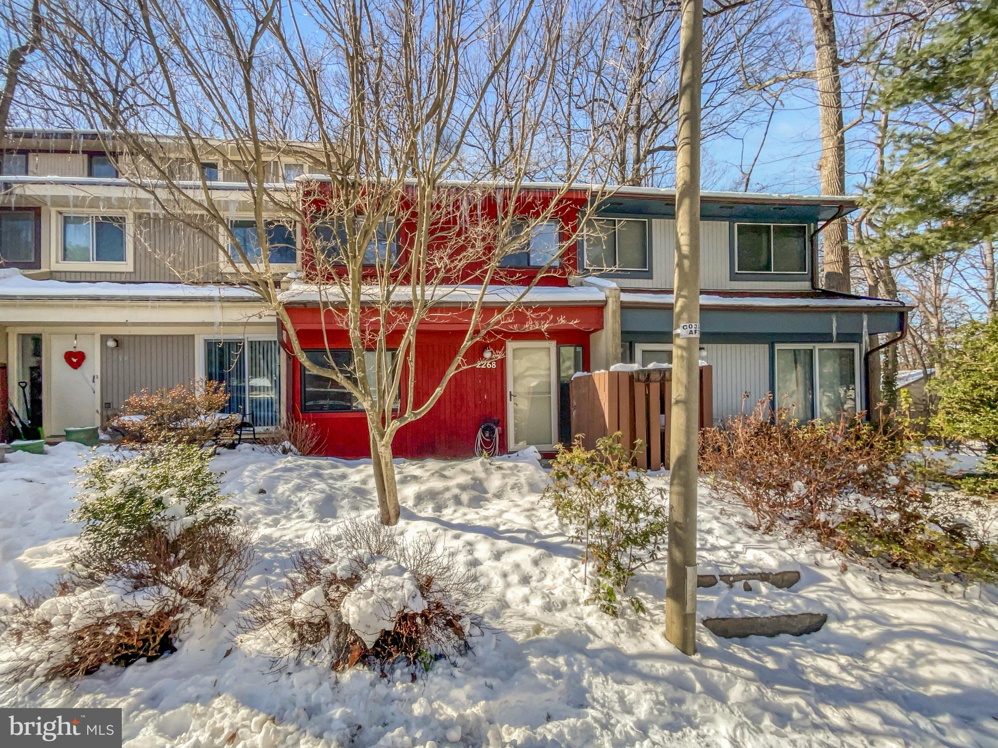 RESTON - Residential