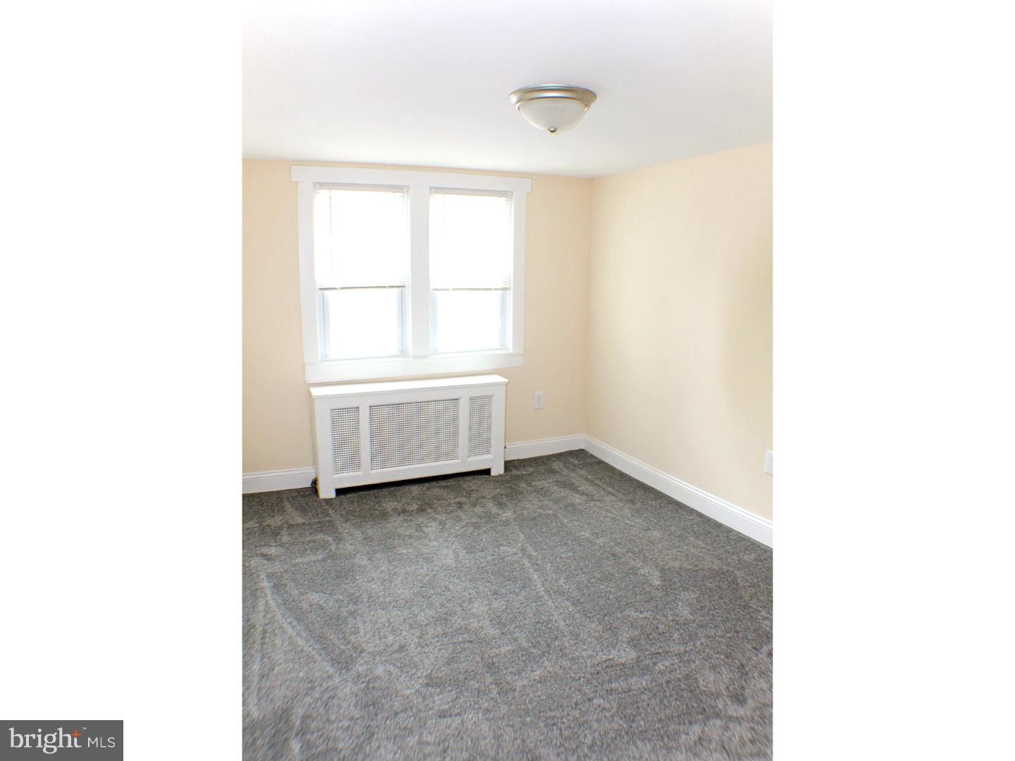 PORT RICHMOND - Residential Lease