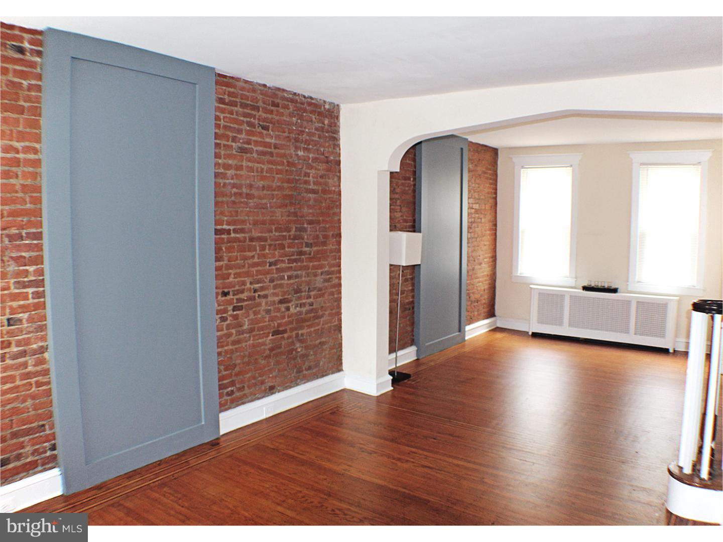 PORT RICHMOND - Residential Lease