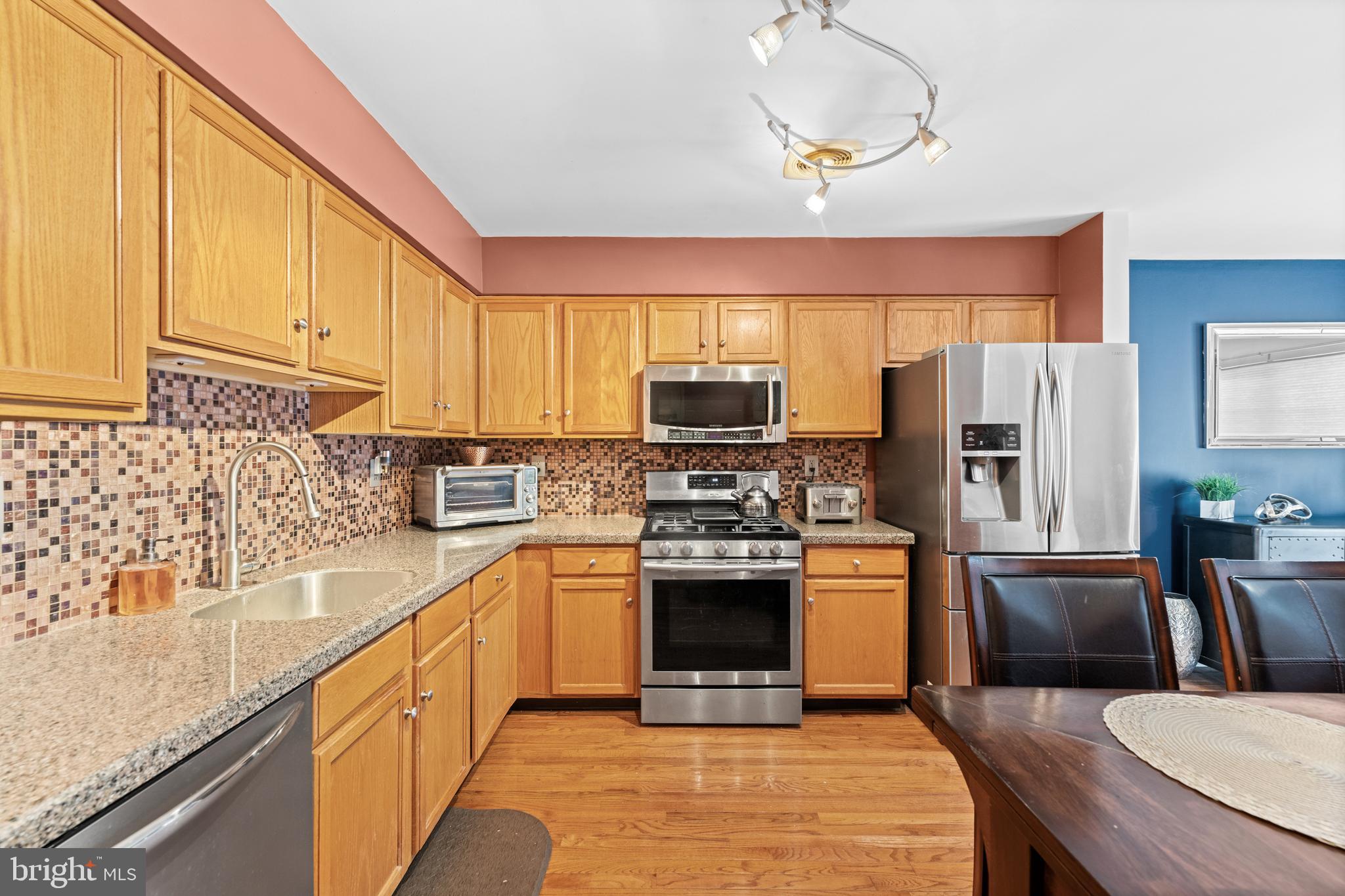 PROVIDENCE VIEW - Residential
