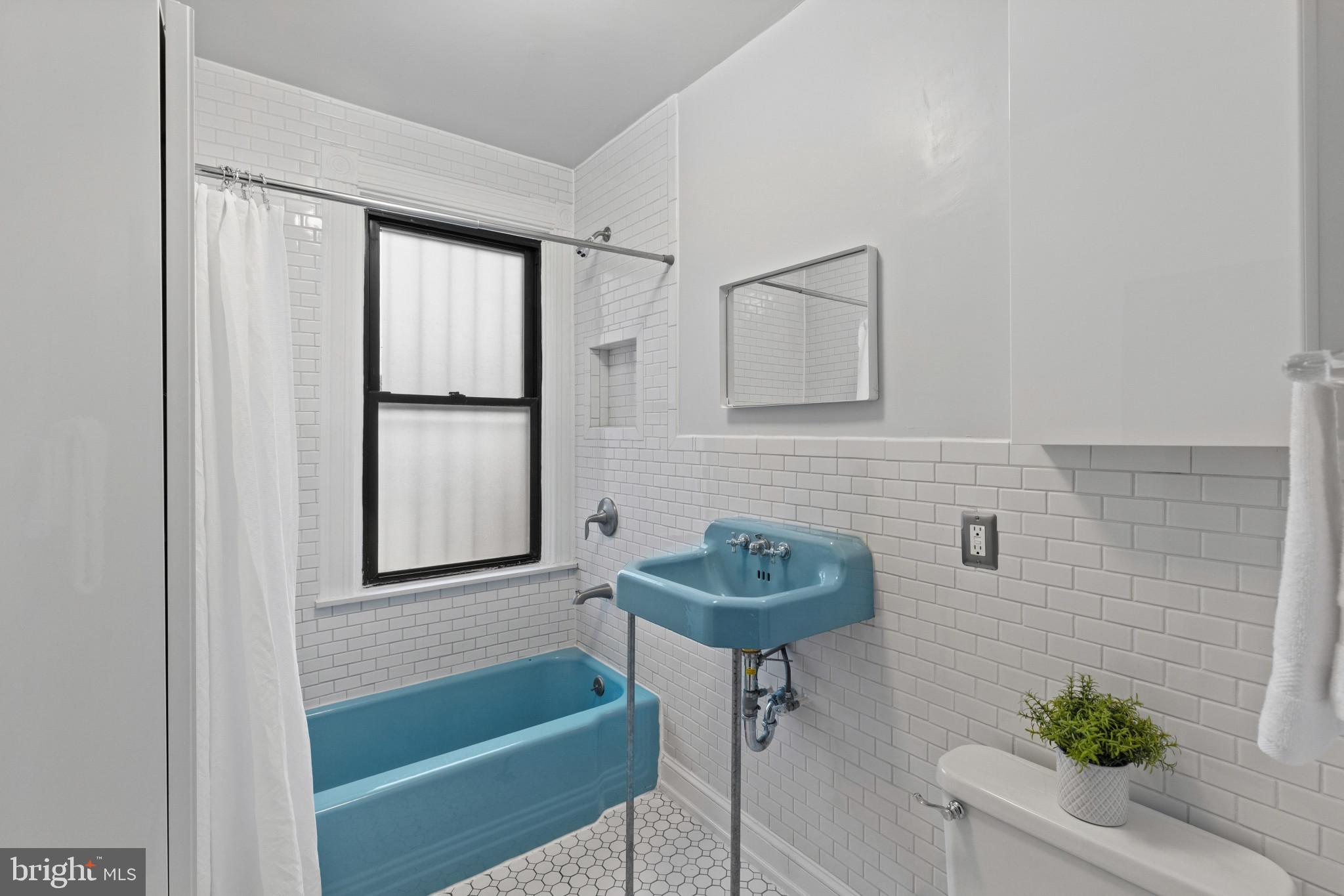 RESERVOIR HILL - Residential