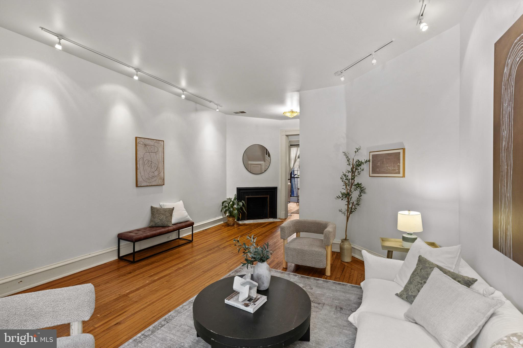 RESERVOIR HILL - Residential