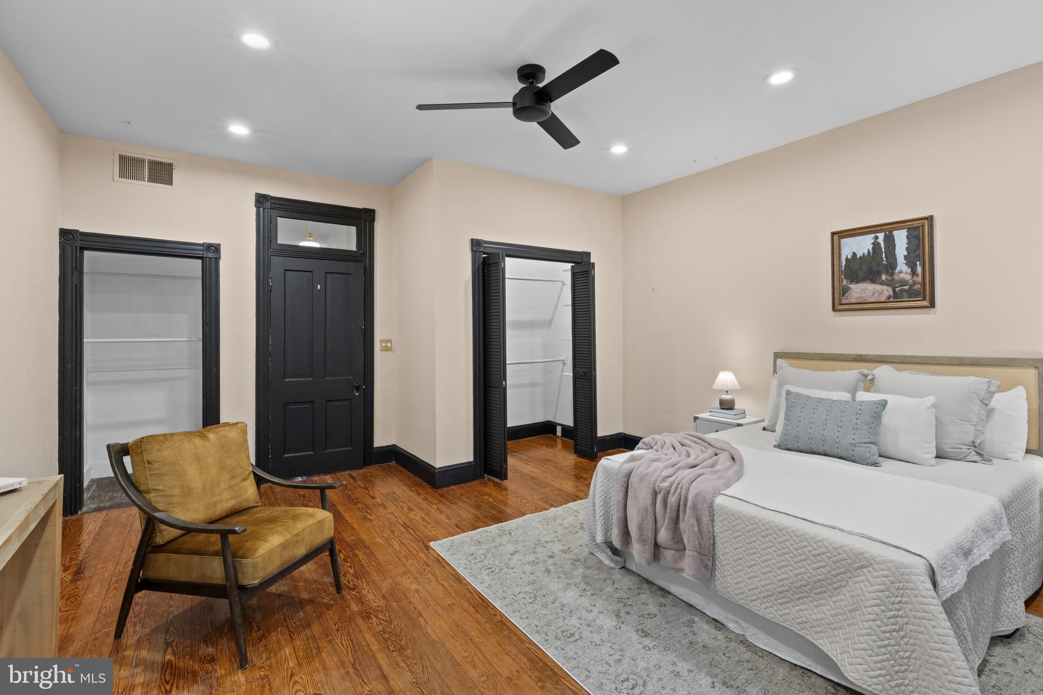 RESERVOIR HILL - Residential