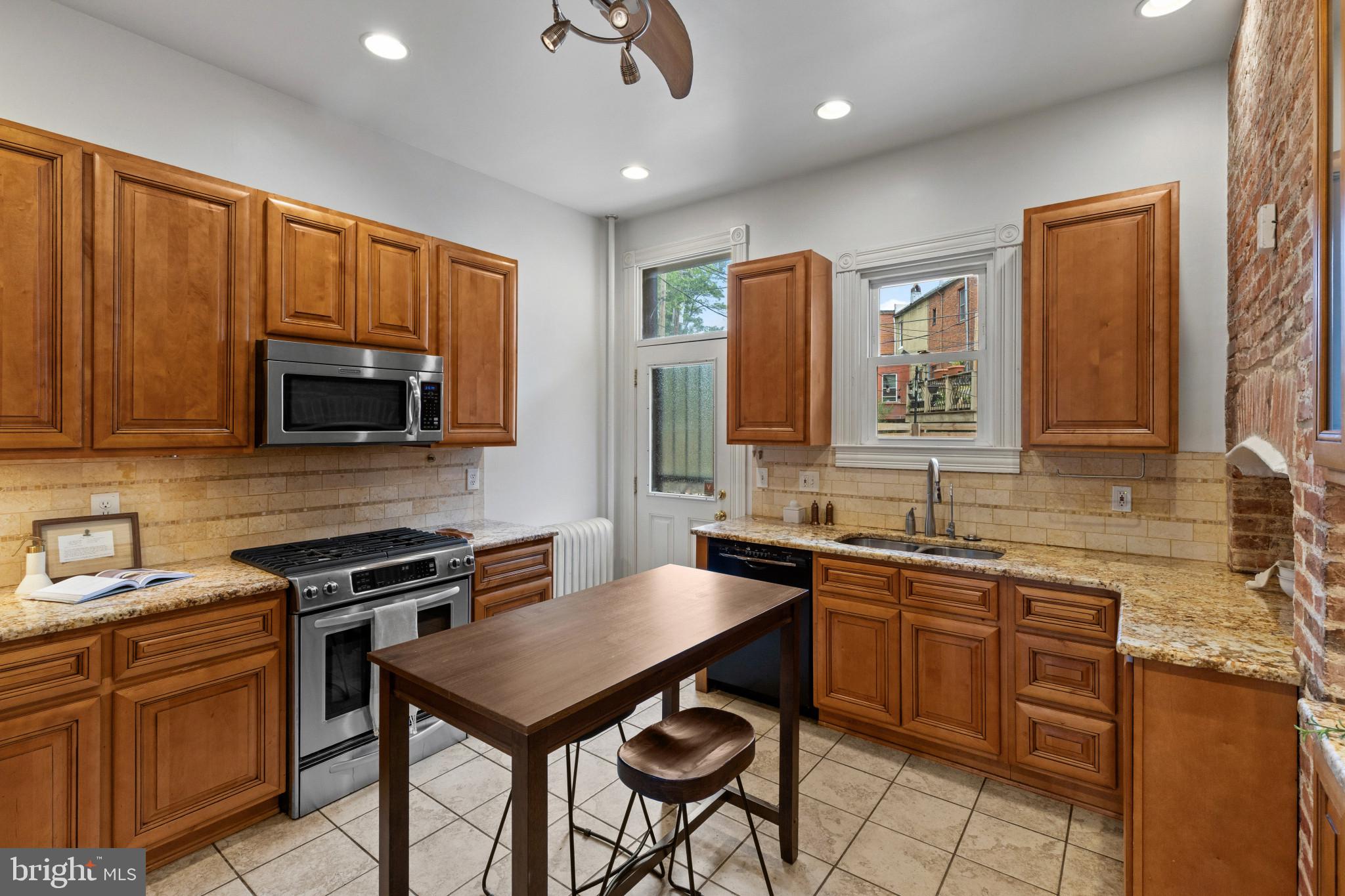 RESERVOIR HILL - Residential