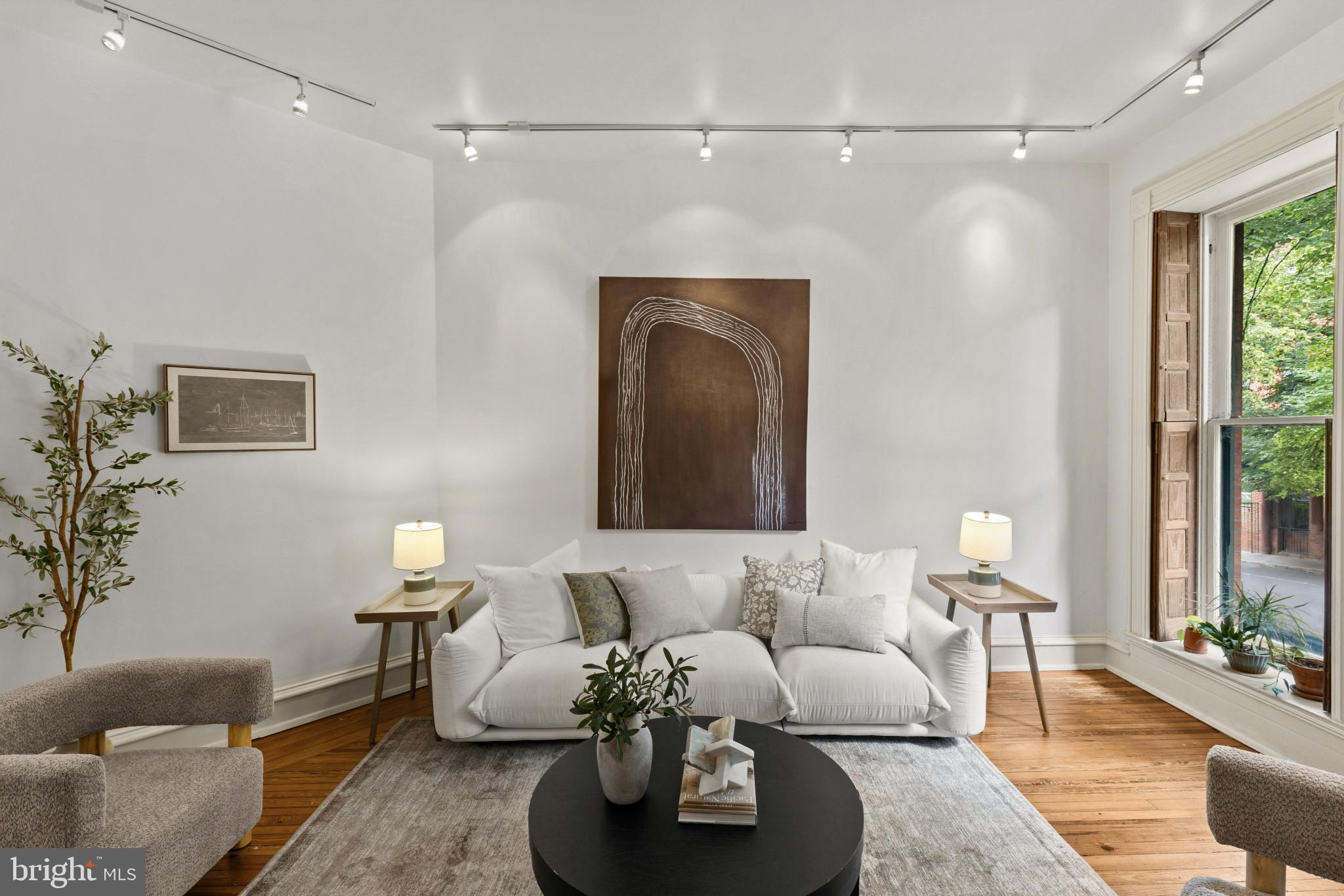 RESERVOIR HILL - Residential