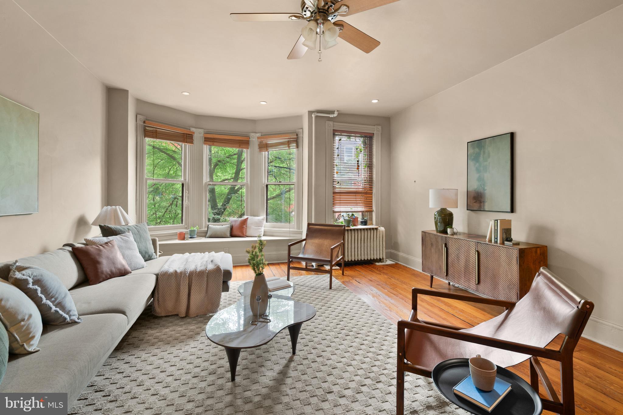 MOUNT ROYAL TERRACE - Residential