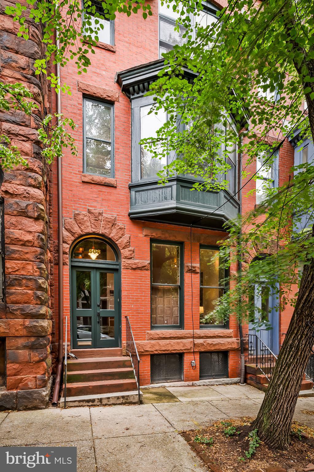 MOUNT ROYAL TERRACE - Residential