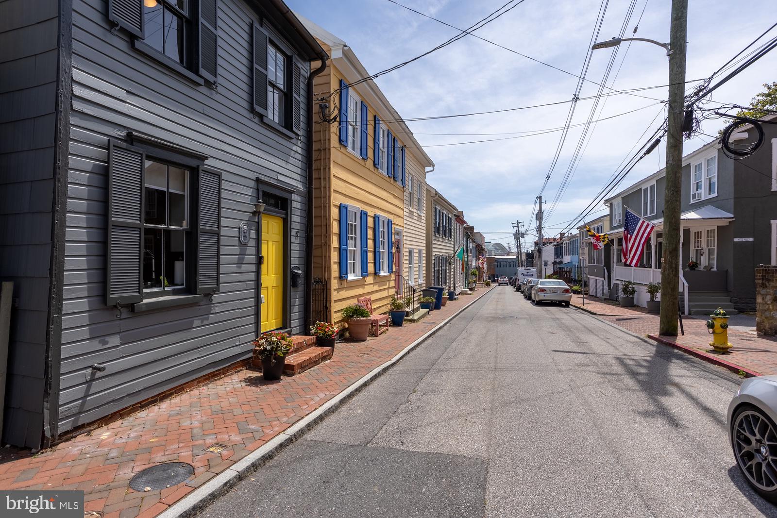 HISTORIC DISTRICT - Residential
