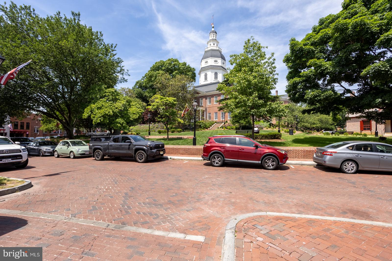 HISTORIC DISTRICT - Residential
