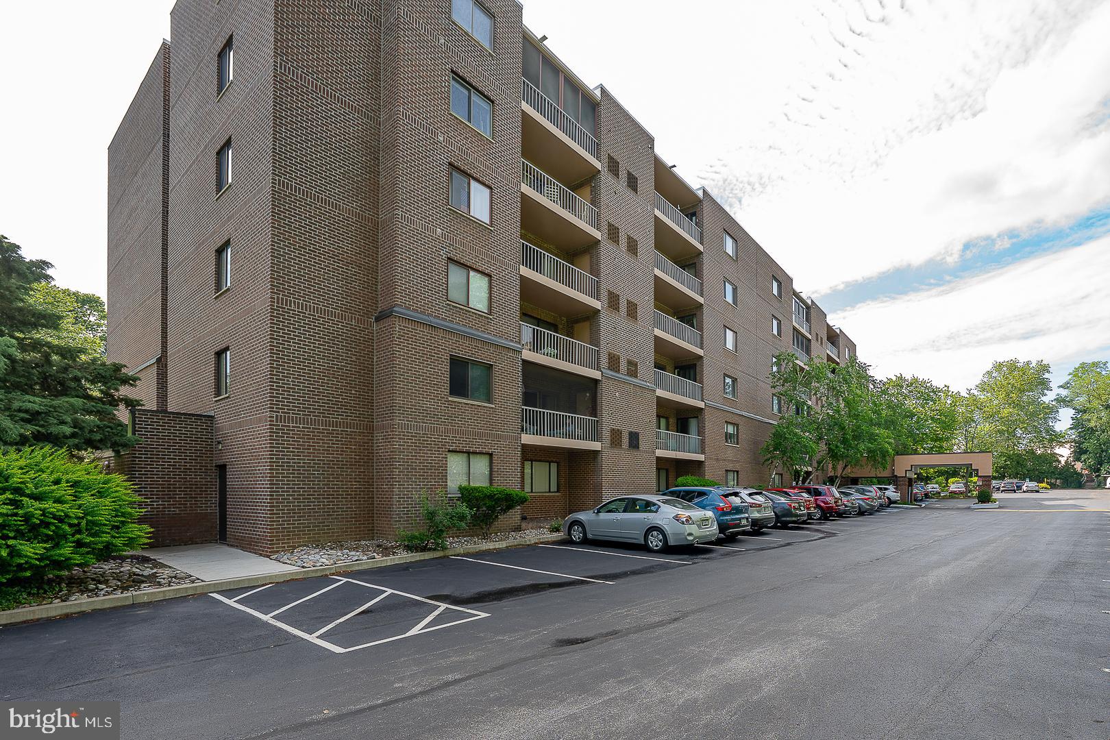 WYNNEWOOD - Residential