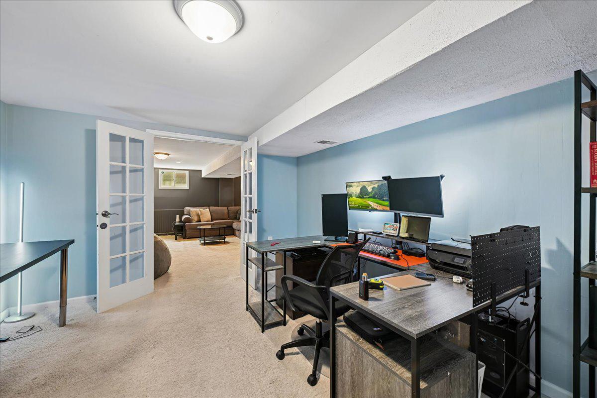 CHELTENHAM FOREST - Residential
