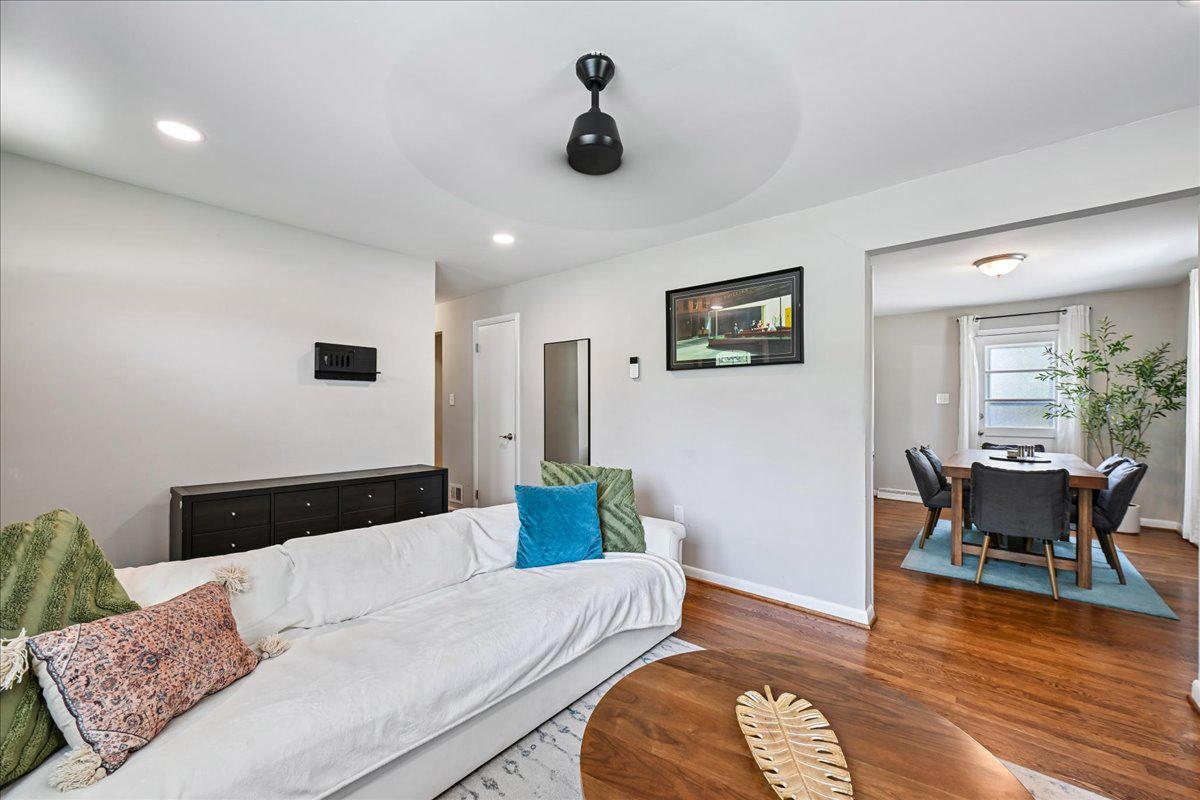 CHELTENHAM FOREST - Residential