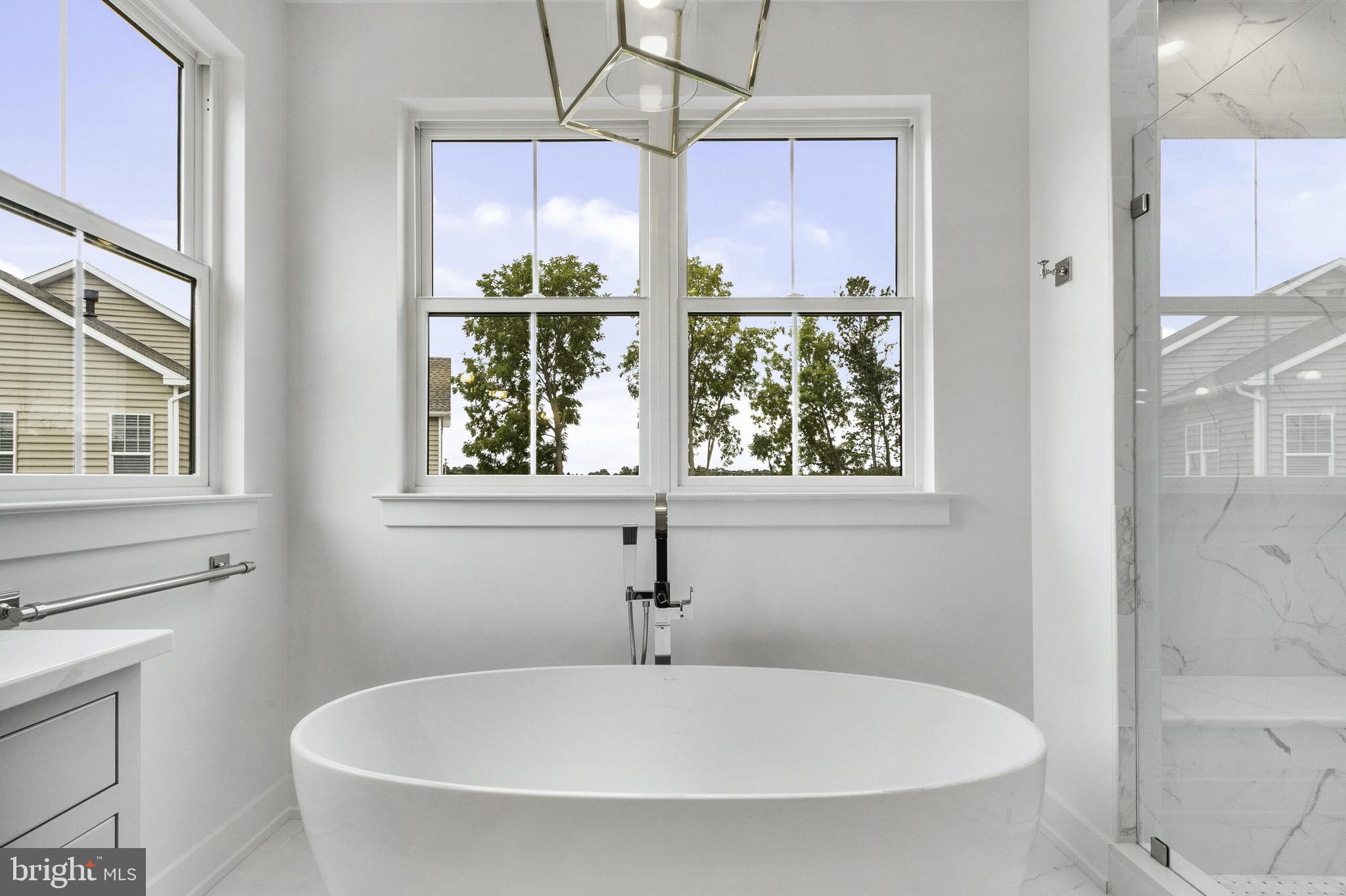 MEADOW CREEK - Residential