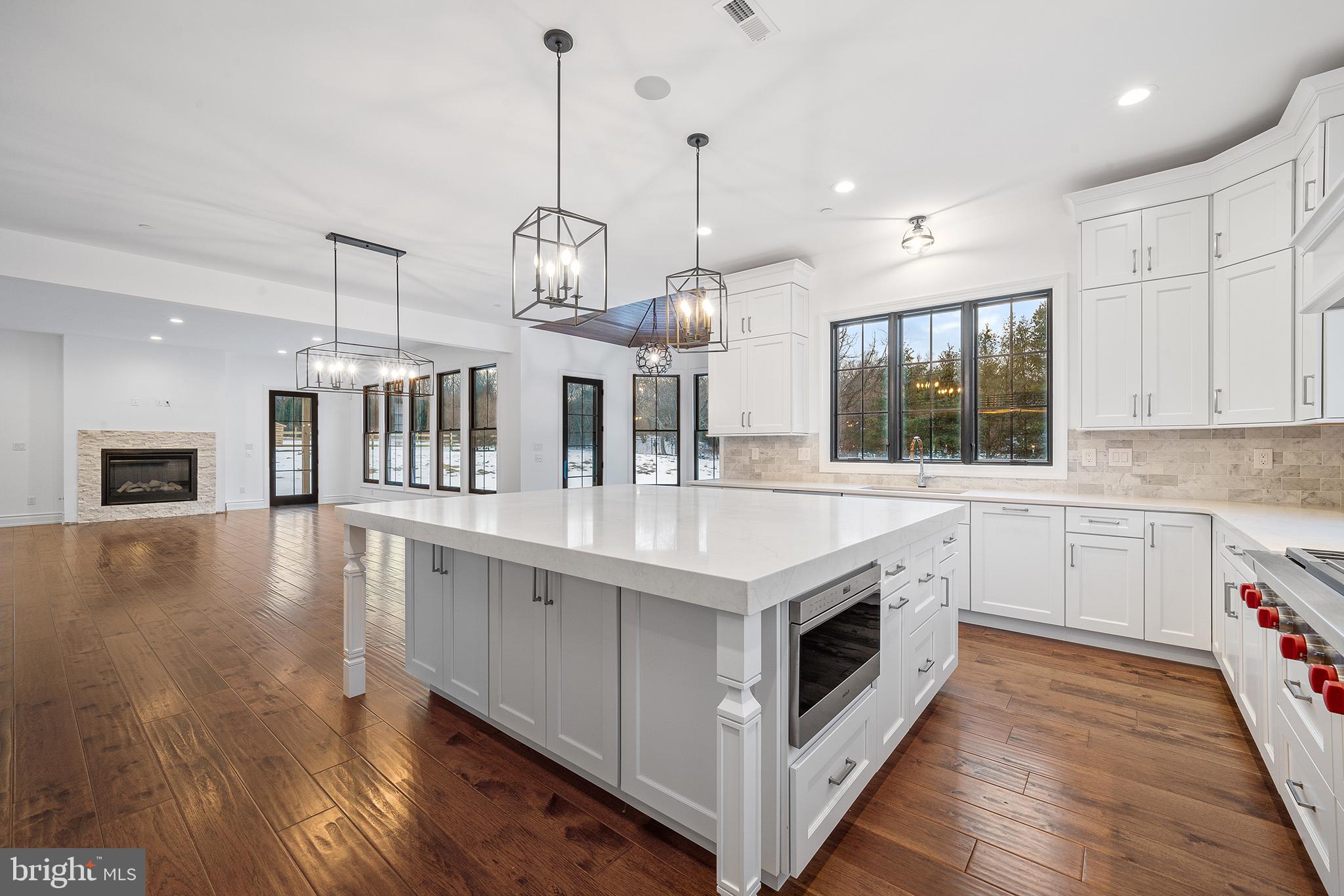MEADOW CREEK - Residential