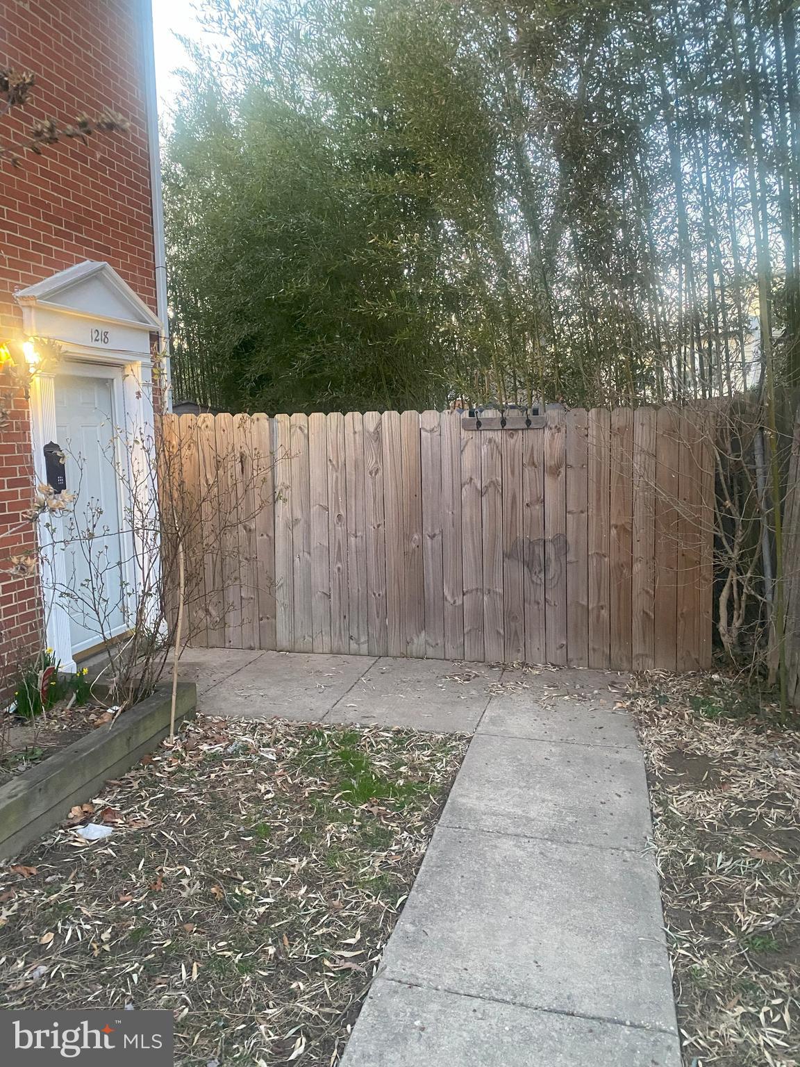 WESTVIEW TERRACE - Residential Lease