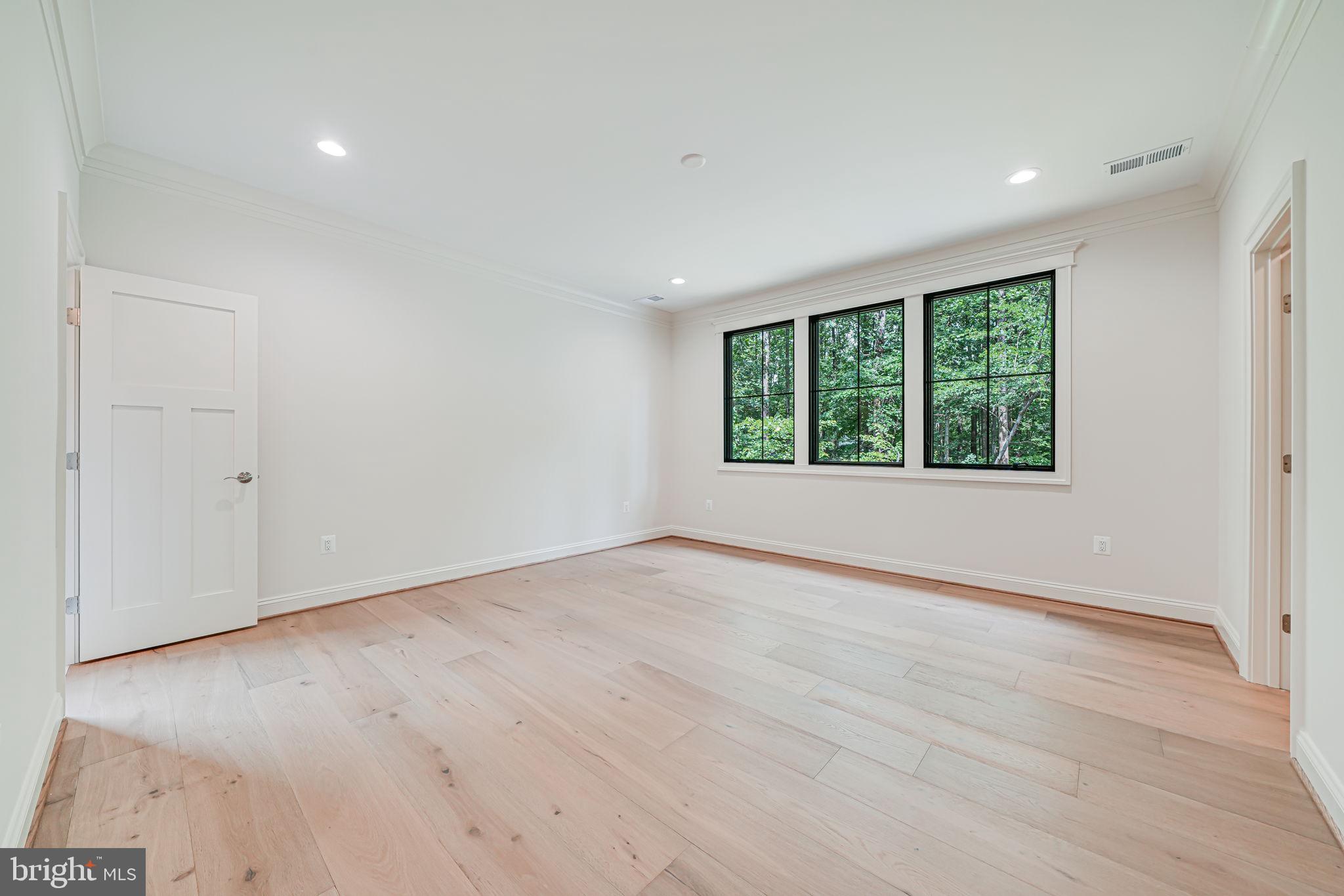 LITTLE VIENNA ESTATES - Residential