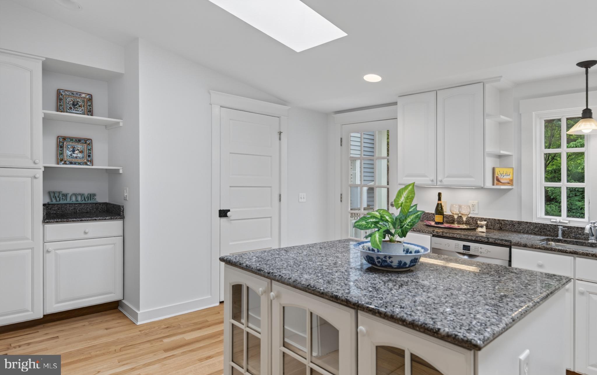 ANNAPOLIS - Residential