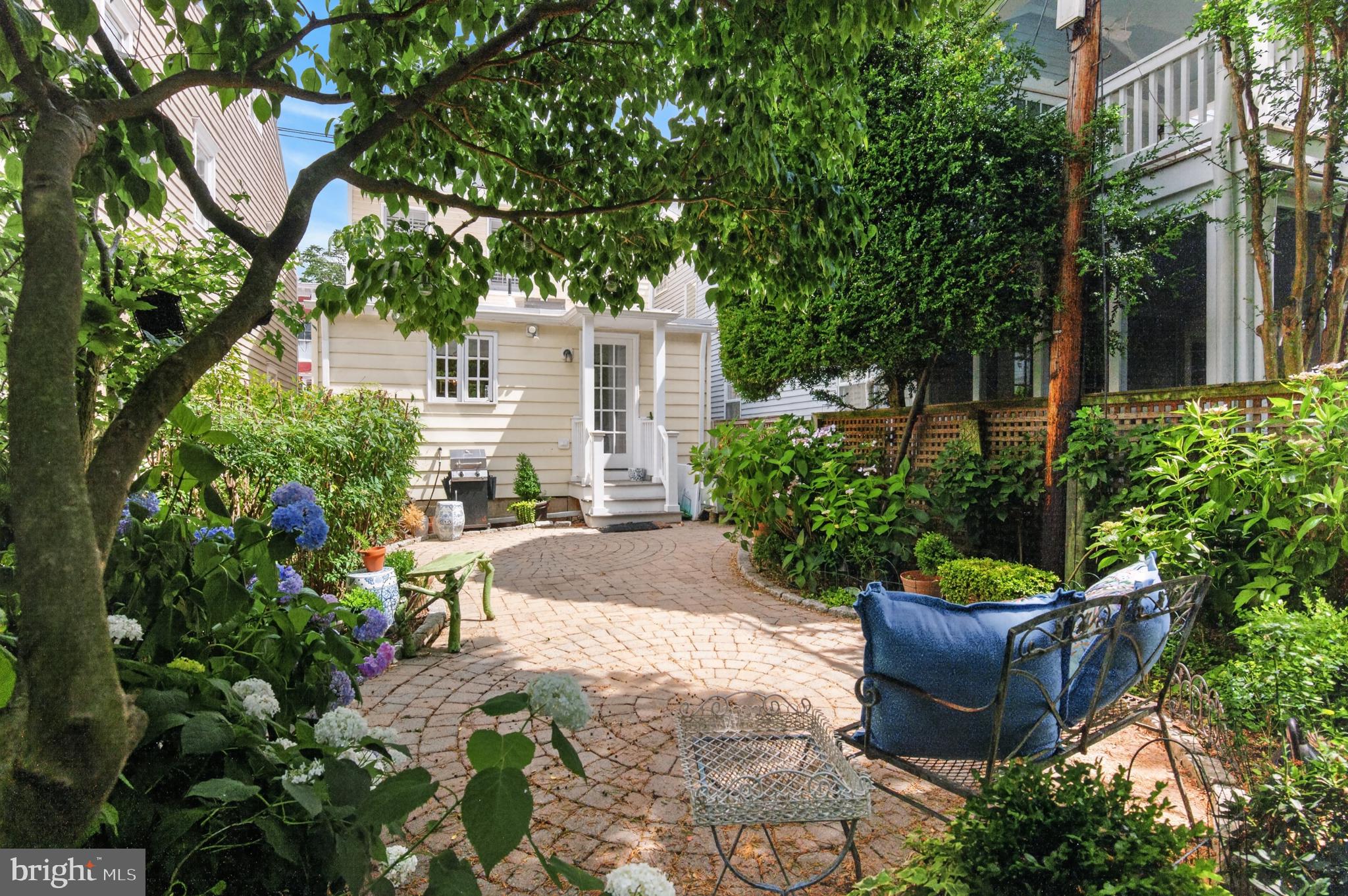 ANNAPOLIS - Residential