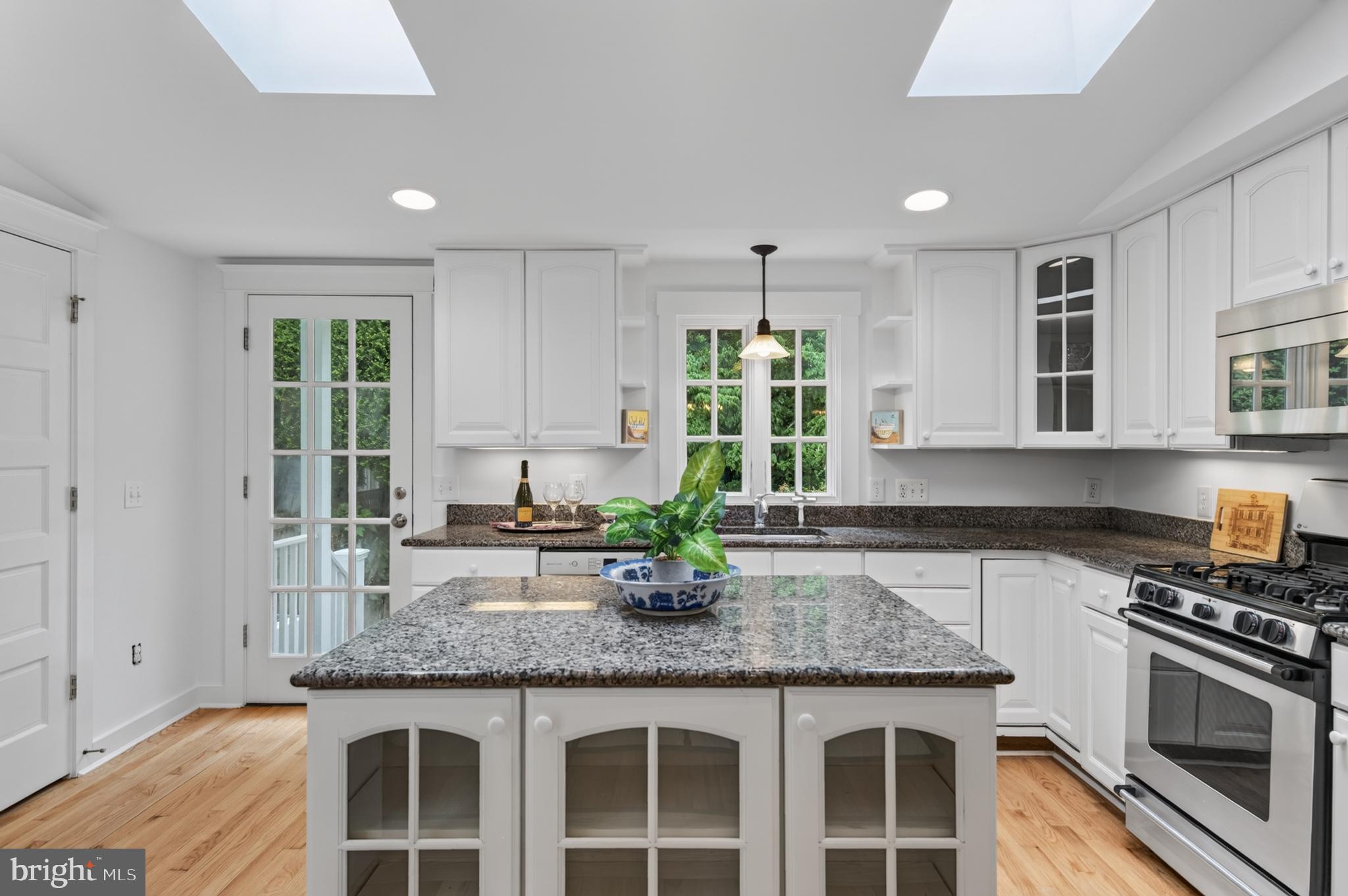 ANNAPOLIS - Residential