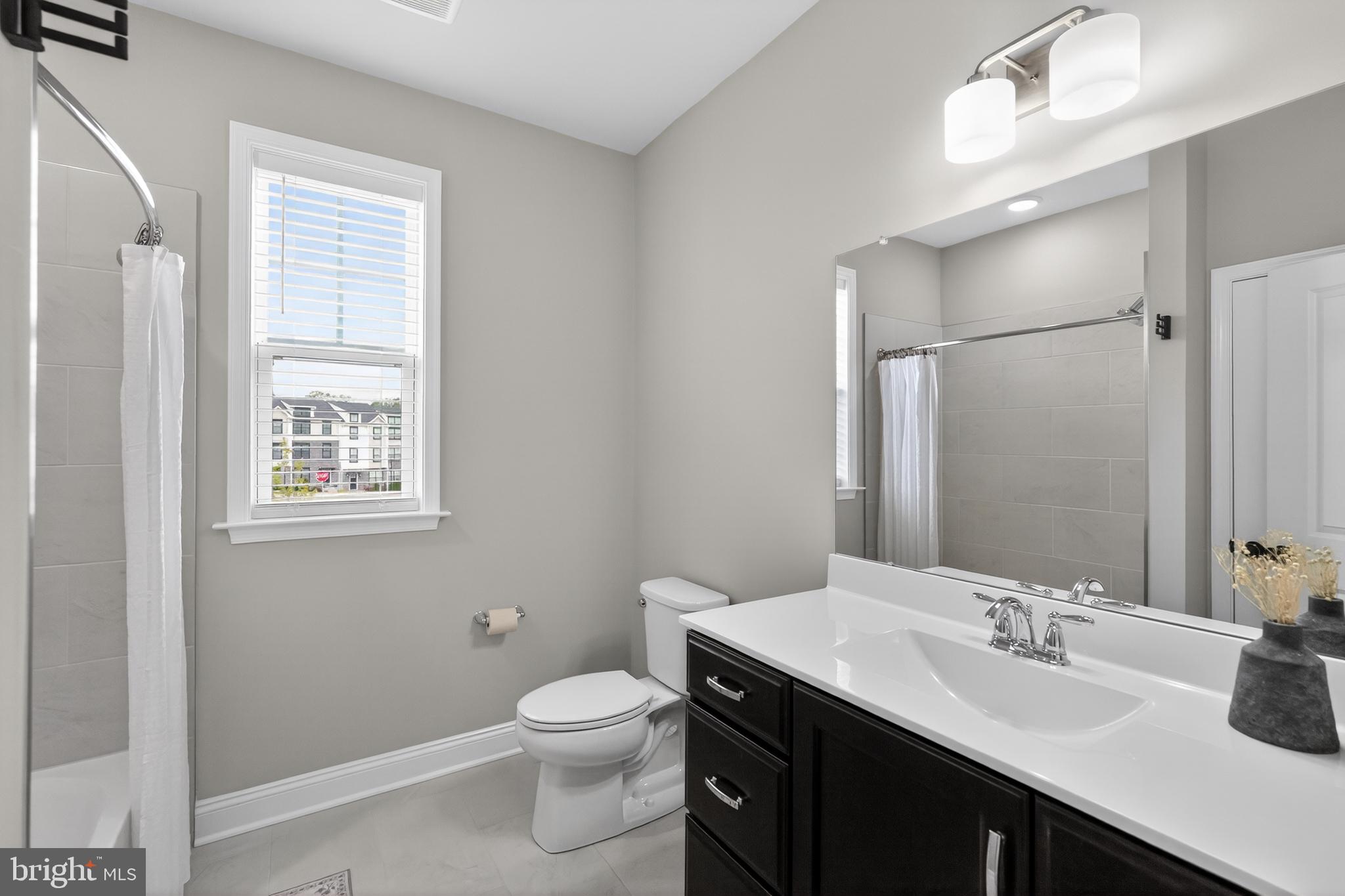 HIGHPOINTE AT SALFORD - Residential