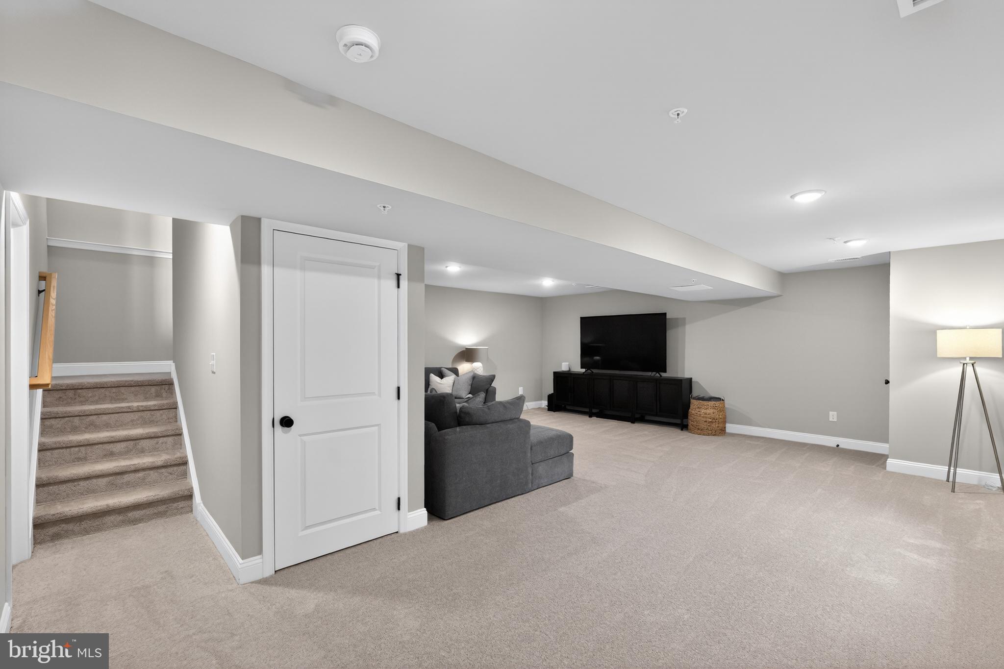 HIGHPOINTE AT SALFORD - Residential