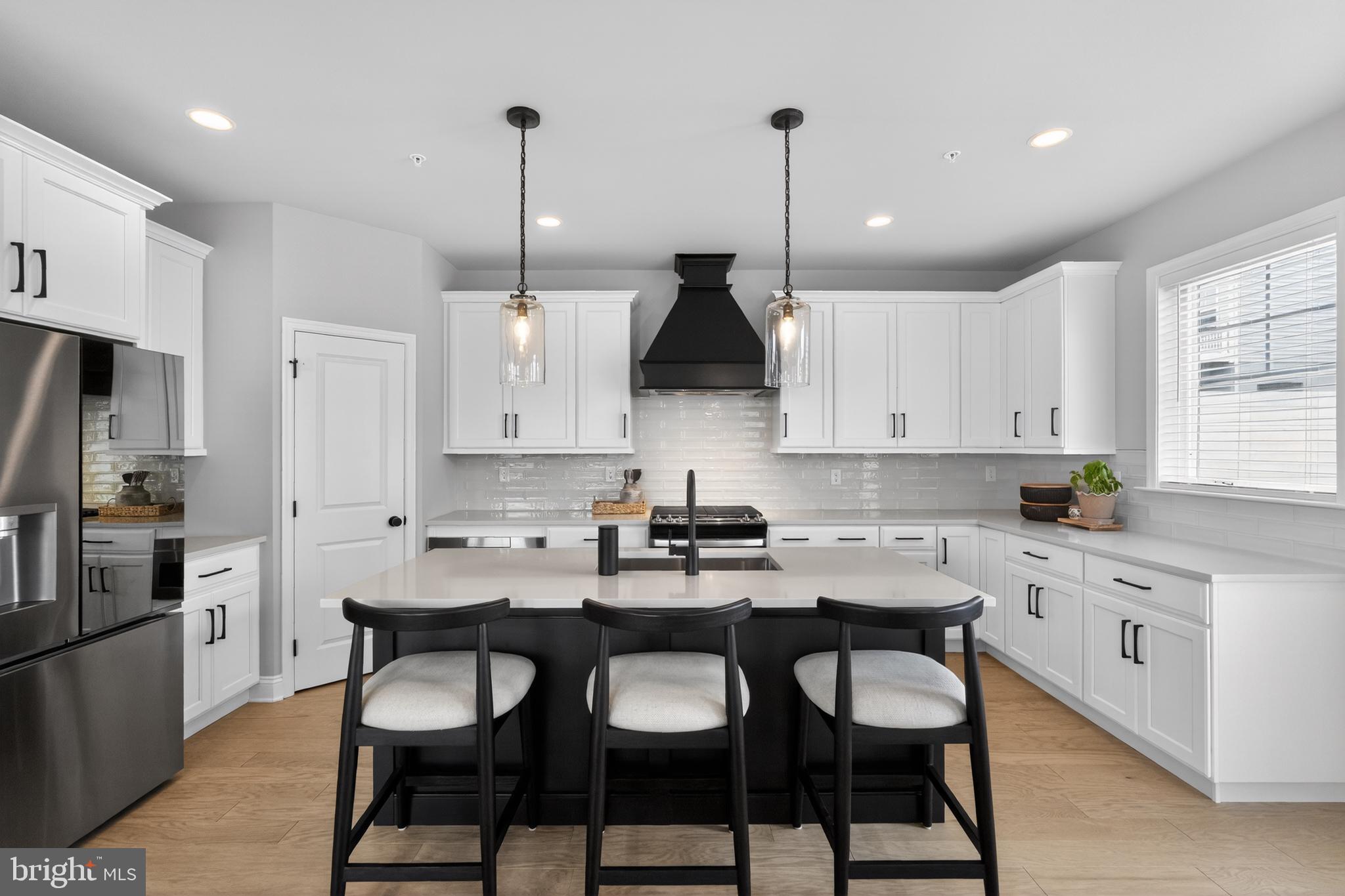HIGHPOINTE AT SALFORD - Residential