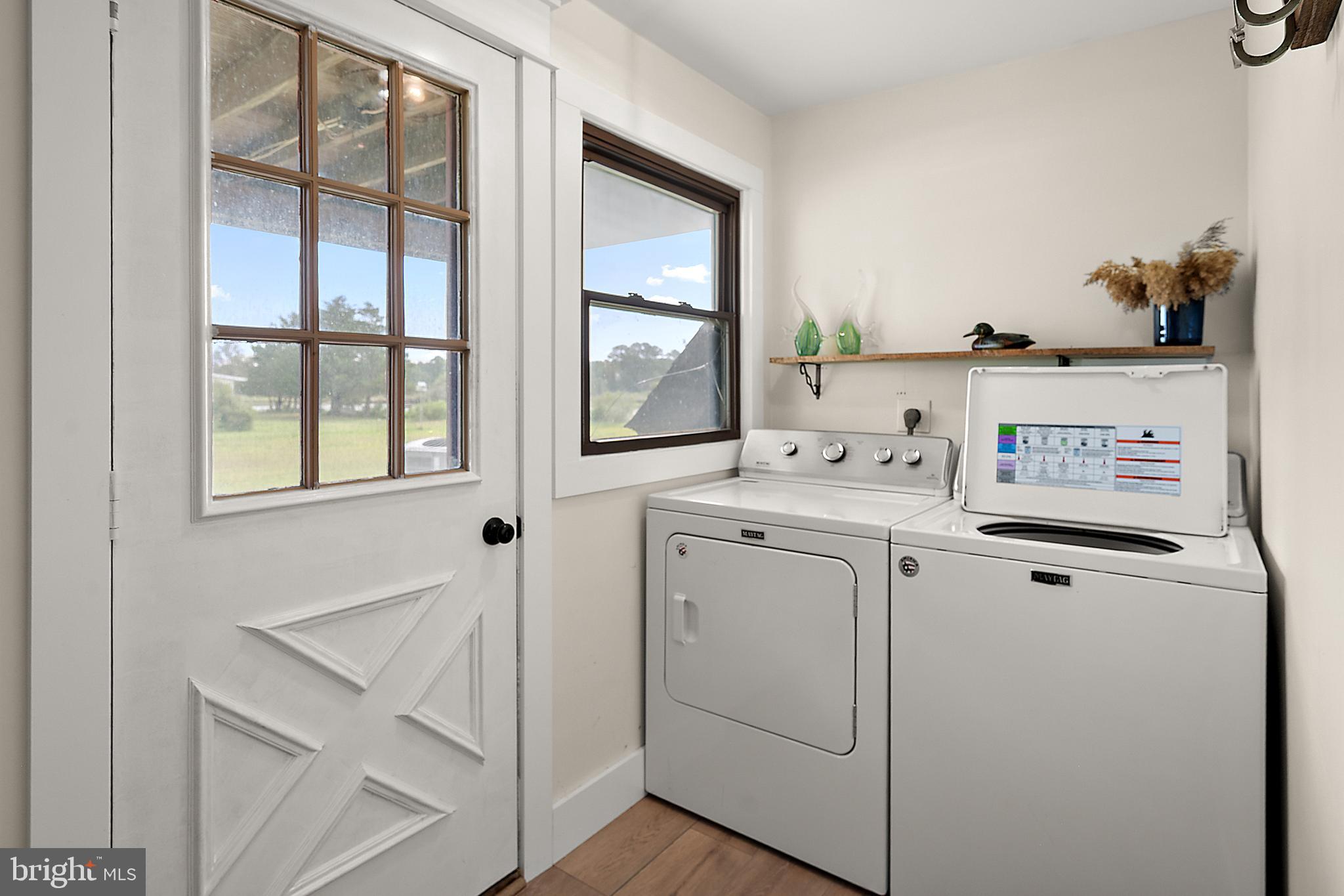 CRAB ISLAND SHORES - Residential
