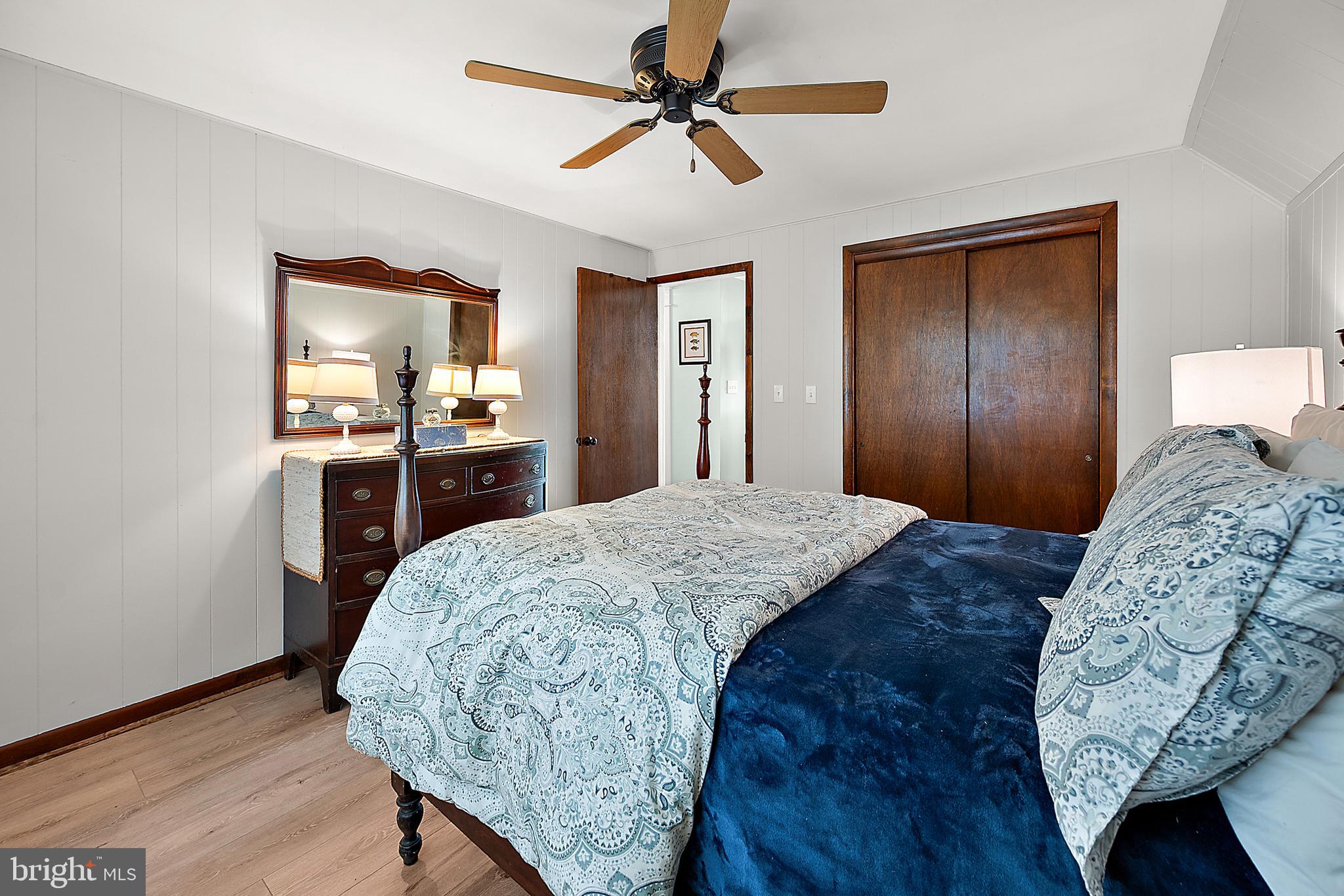 CRAB ISLAND SHORES - Residential