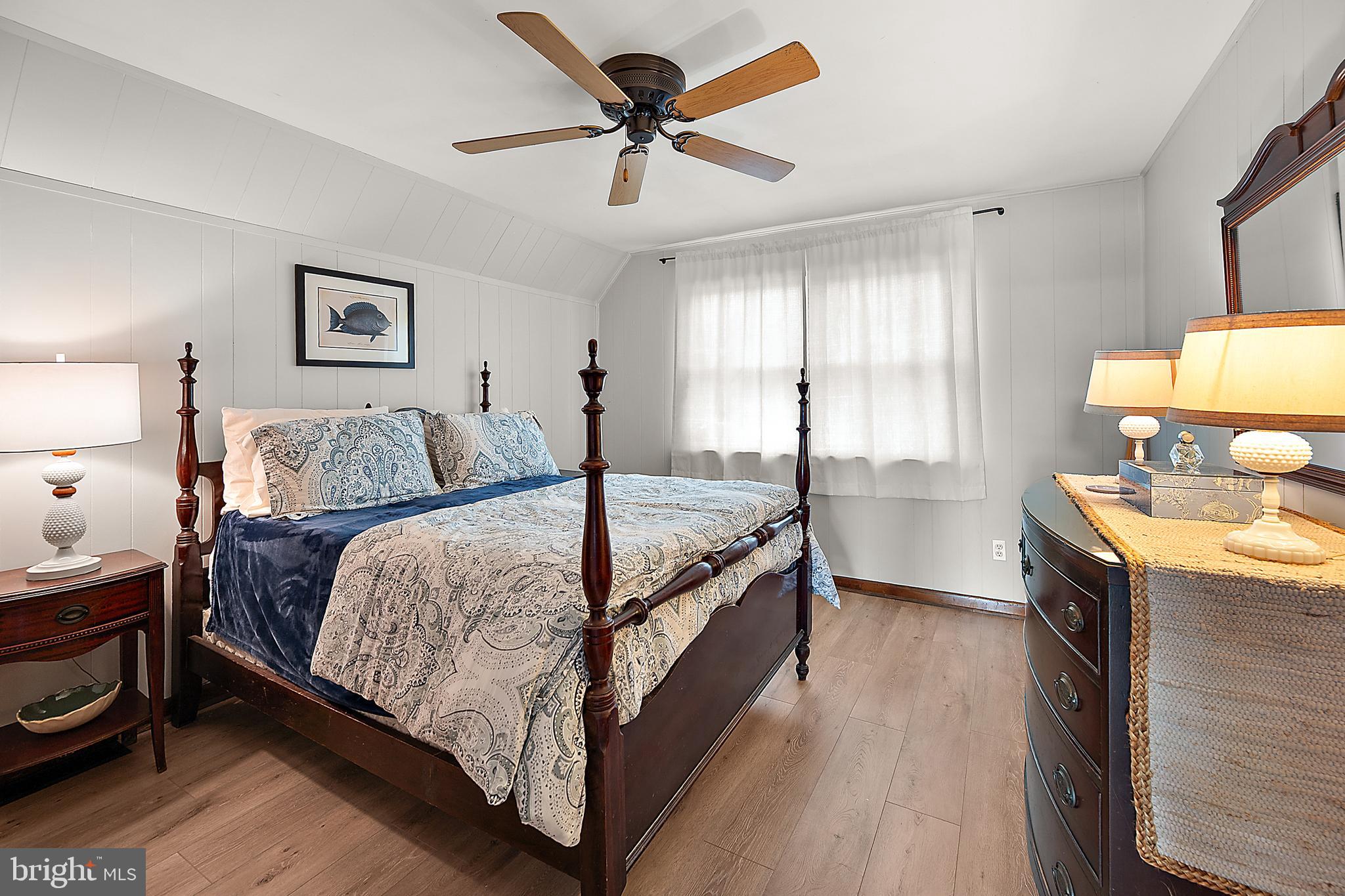 CRAB ISLAND SHORES - Residential