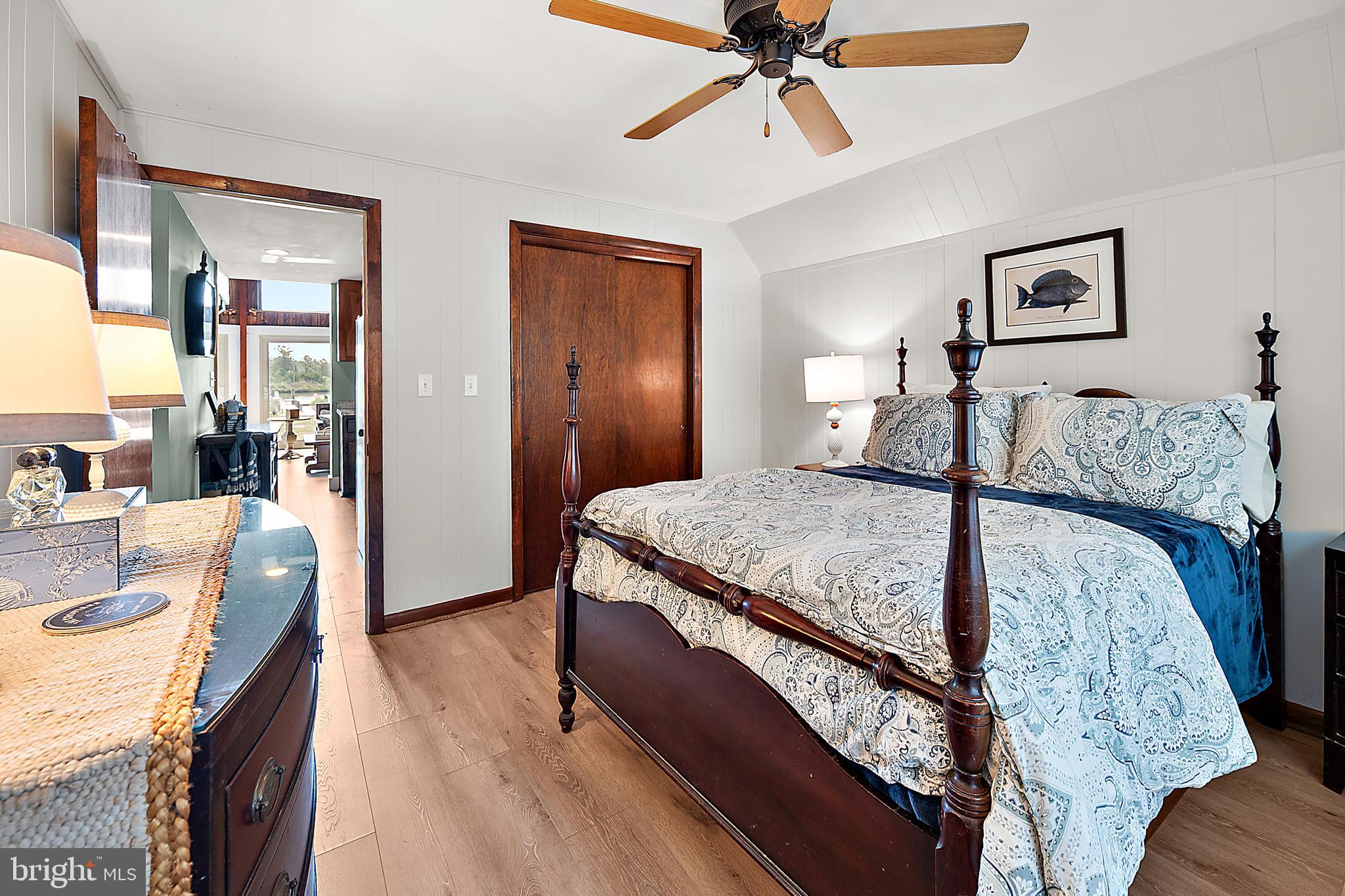 CRAB ISLAND SHORES - Residential