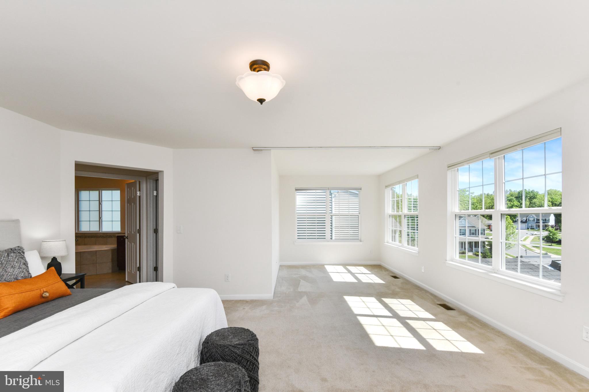 LEELAND STATION - Residential