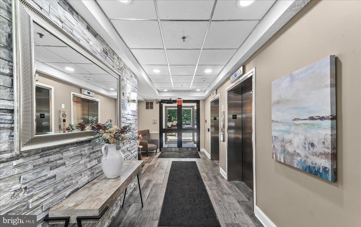 CRUM CREEK VALLEY - Residential