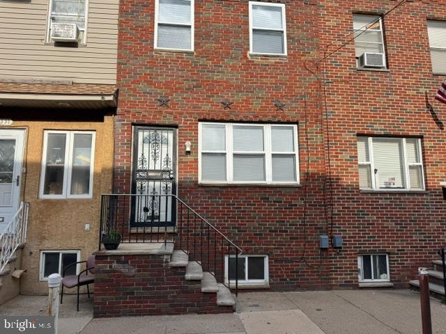 WEST PASSYUNK - Residential