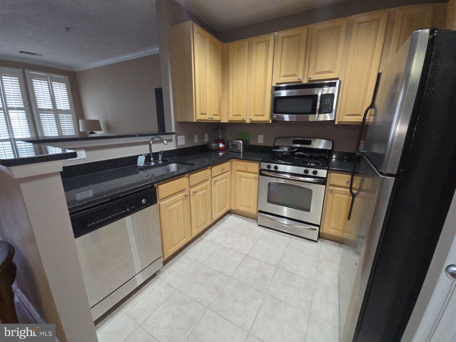 GROVE AT ARLINGTON - Residential Lease