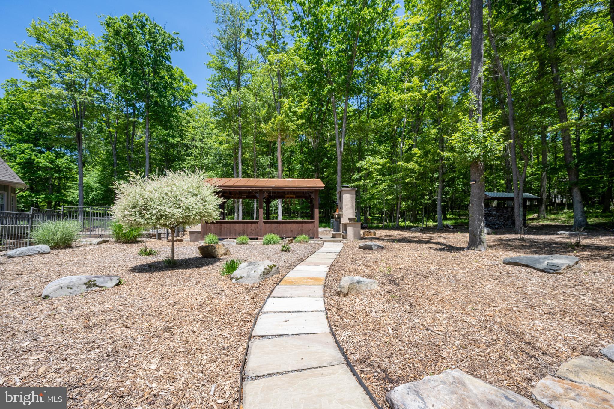 RED OAKS II - Residential