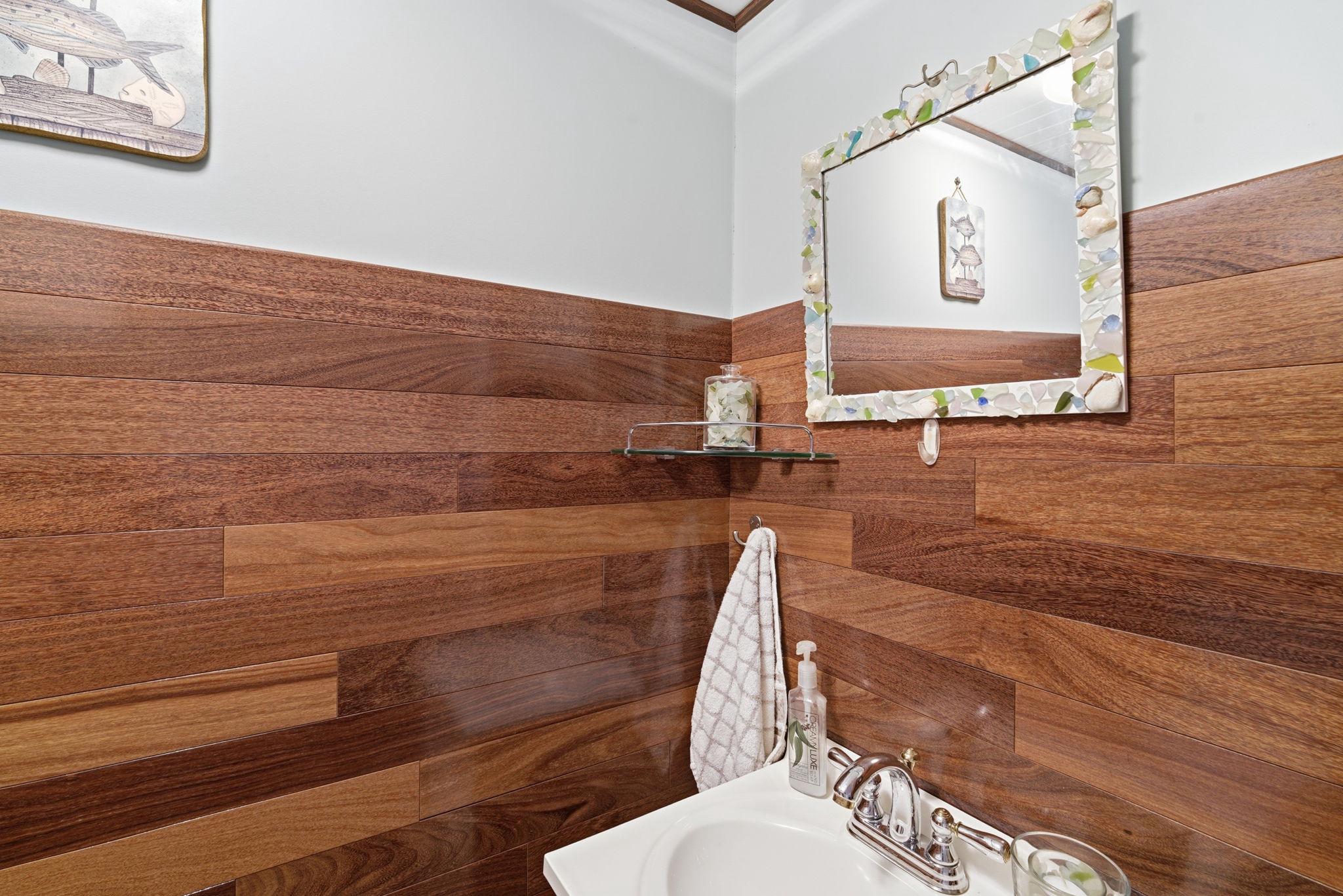WEST VIEW SHORES - Residential