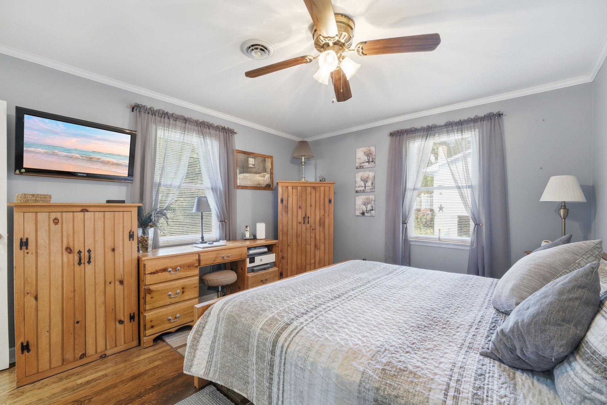 WEST VIEW SHORES - Residential